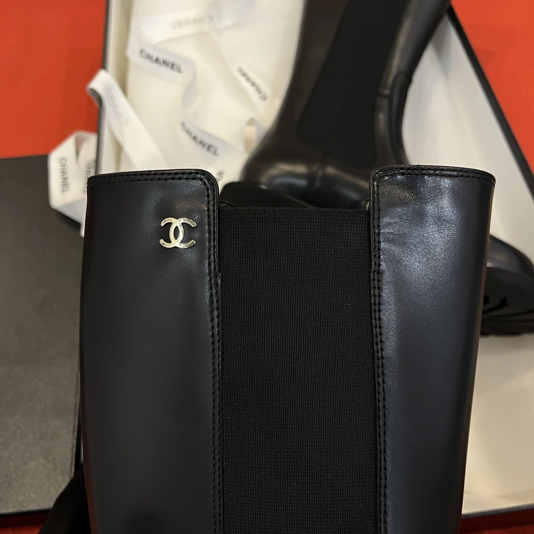 CHANEL Женские высокие сапоги 24S CHANEL Женские высокие сапоги 24S