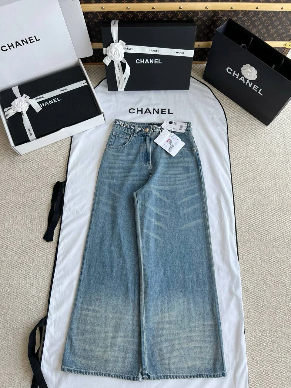 CHANEL Женские джинсы CHANEL Женские джинсы