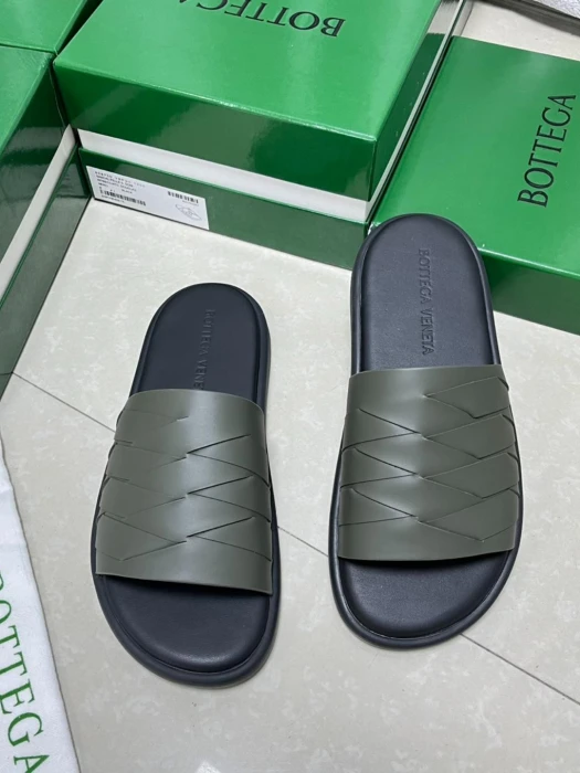 BOTTEGA VENETA Мужские шлёпанцы