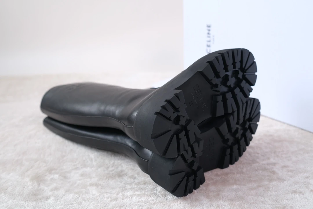 CELINE Женские сапоги трубы CELINE Женские сапоги трубы