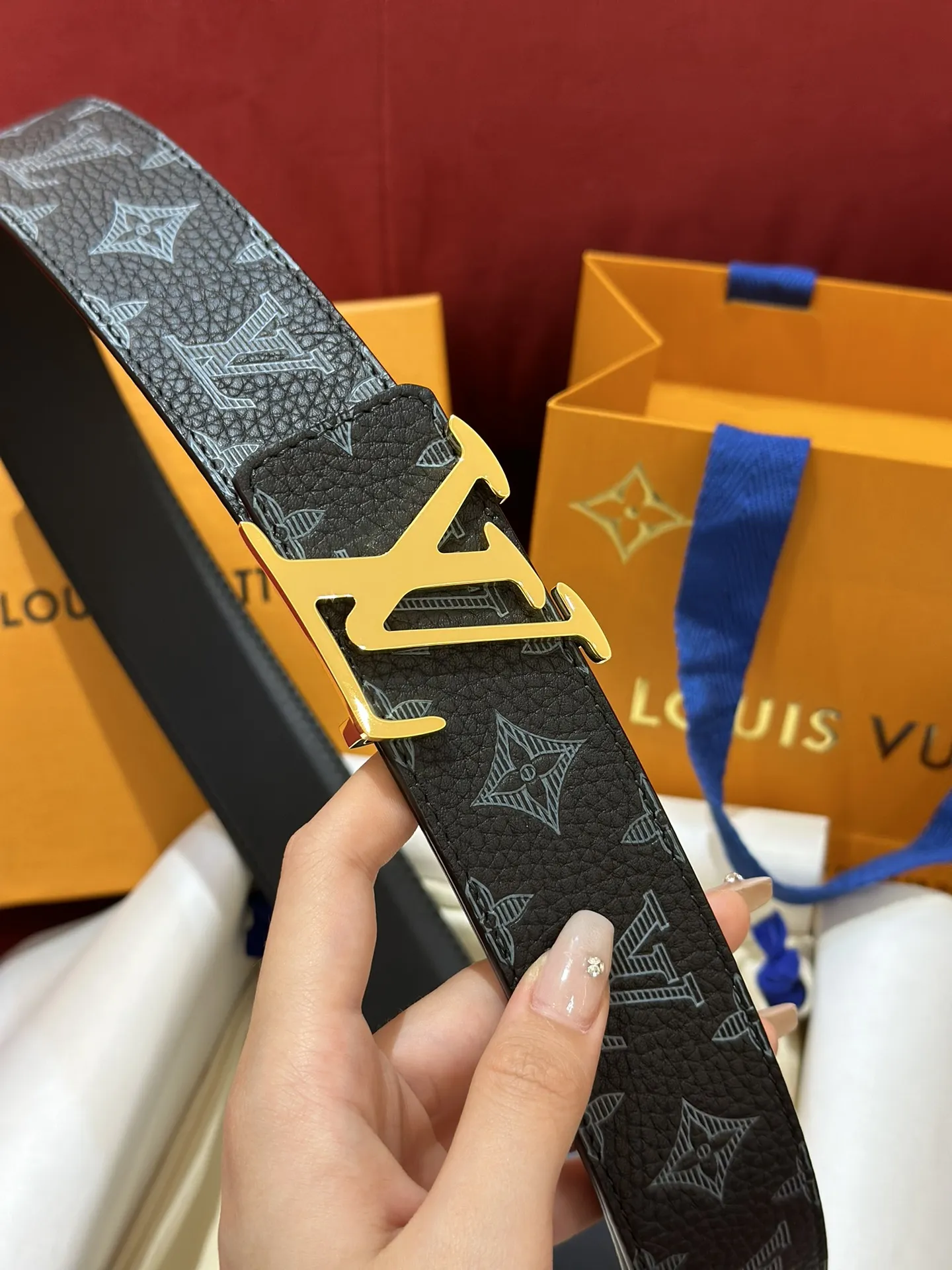 LOUIS VUITTON Мужской ремень LV Limited LOUIS VUITTON Мужской ремень LV Limited