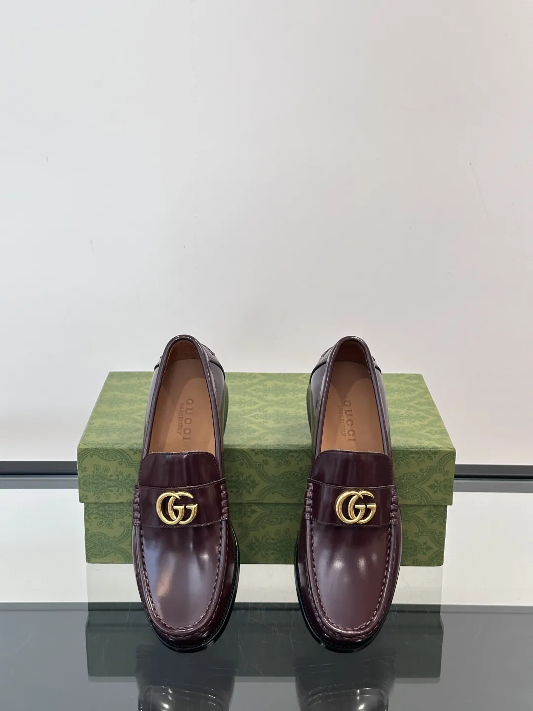 GUCCI Мужские лоферы коровья кожа GUCCI Мужские лоферы коровья кожа