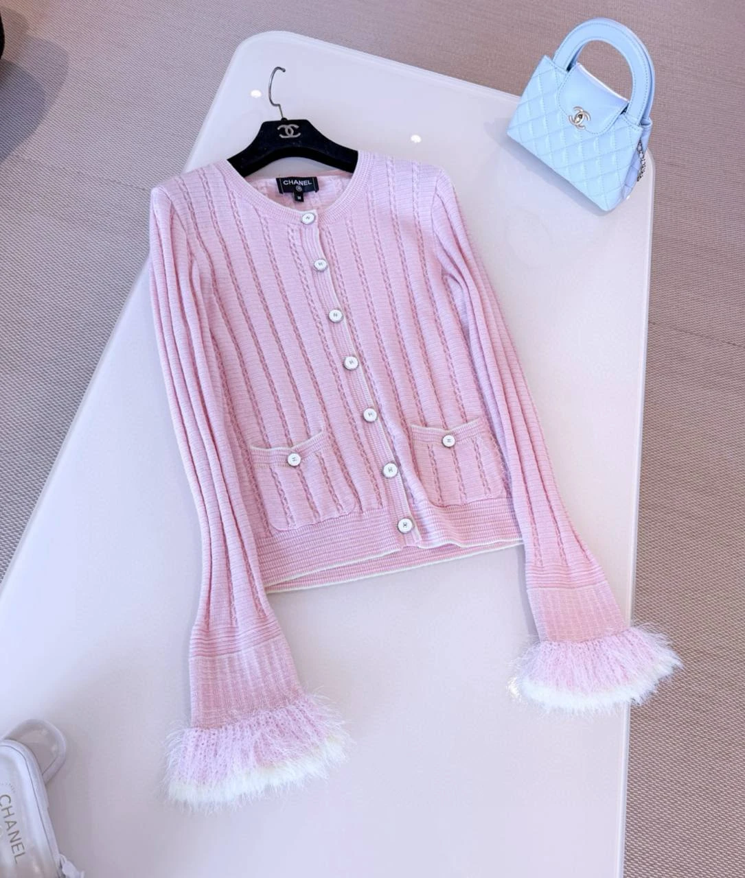 CHANEL Женский кардиган CHANEL Женский кардиган