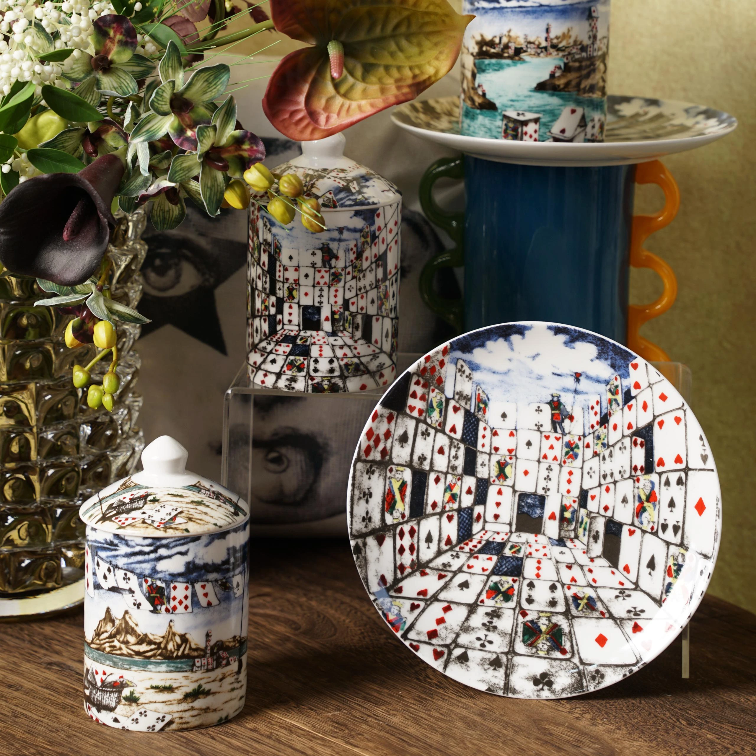 MEETROPOL Декоративные тарелки и сахарница "Покер" MEETROPOL Декоративные тарелки и сахарница "Покер"