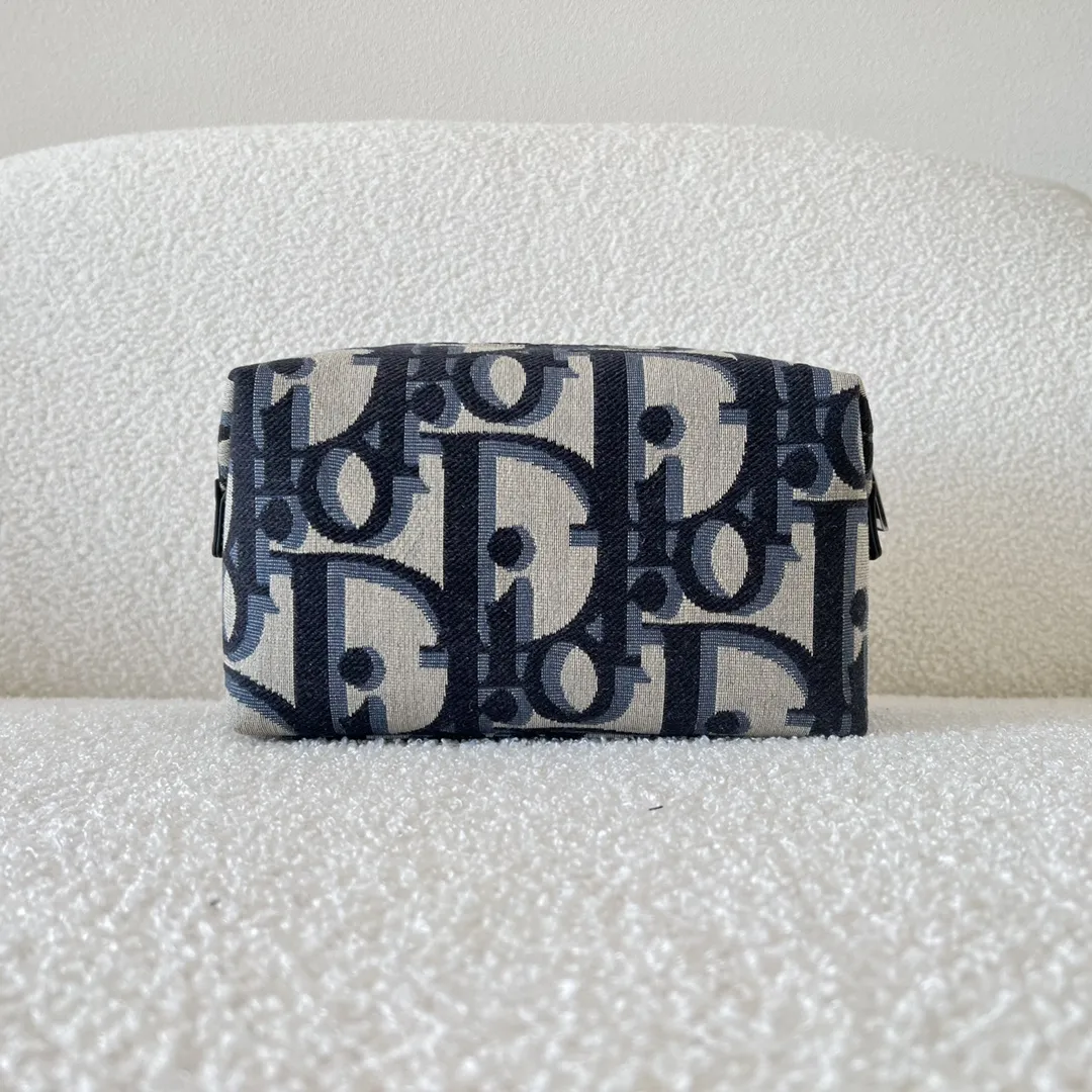 CHRISTIAN DIOR Косметичка Weekender CHRISTIAN DIOR Косметичка Weekender