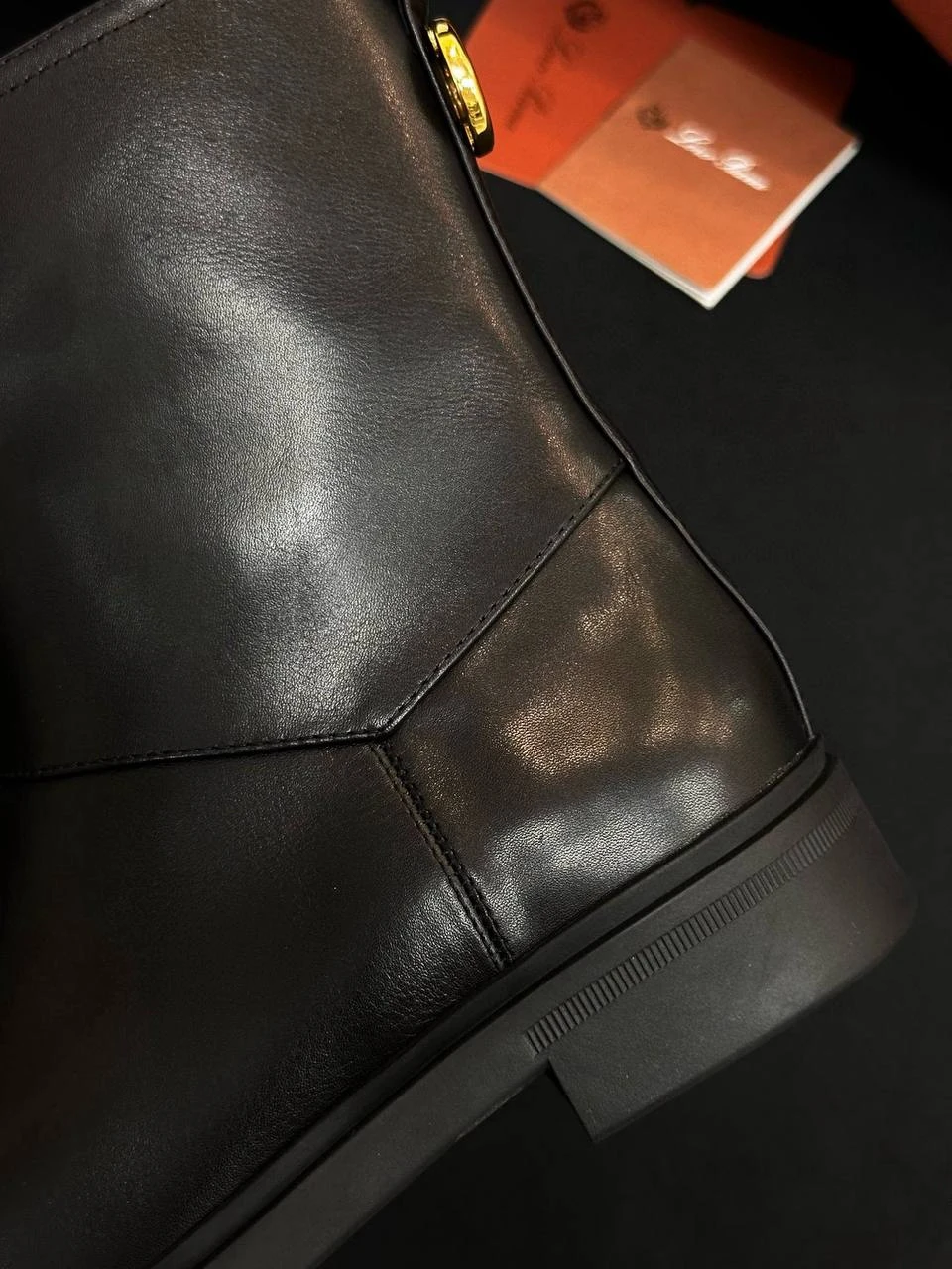 CHRISTIAN DIOR Женские сапоги из телячьей кожи CHRISTIAN DIOR Женские сапоги из телячьей кожи