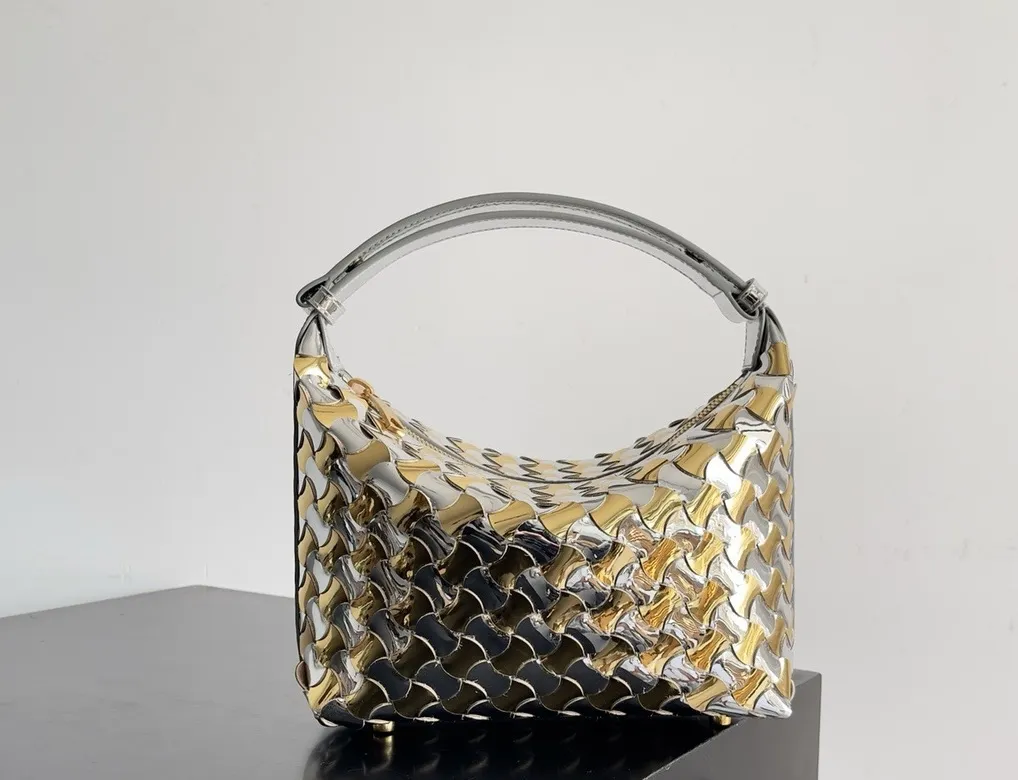 BOTTEGA VENETA Сумка Wallace BOTTEGA VENETA Сумка Wallace