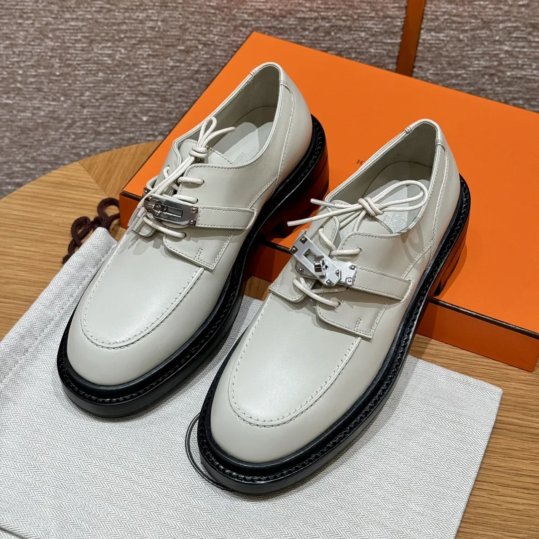 HERMES Женские лоферы First из телячьей кожи 