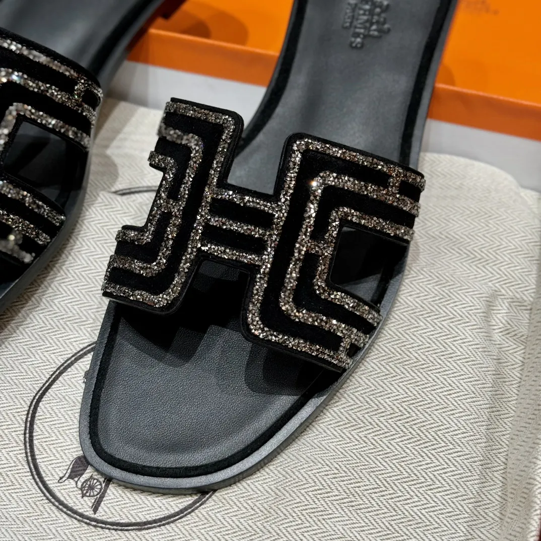 HERMES Женские сандалии Oran с стразами 