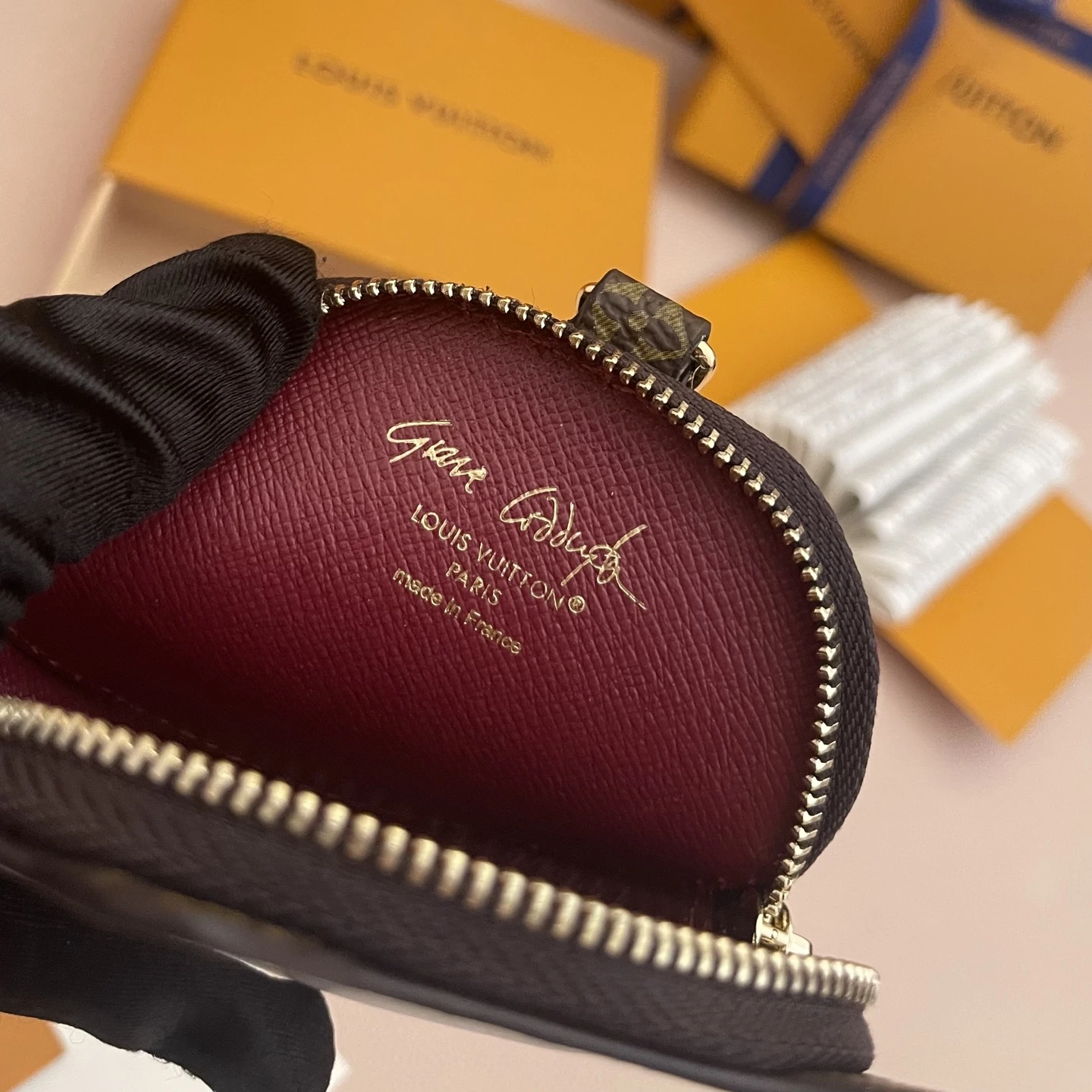 LOUIS VUITTON Кошелёк для монет M15139 LOUIS VUITTON Кошелёк для монет M15139