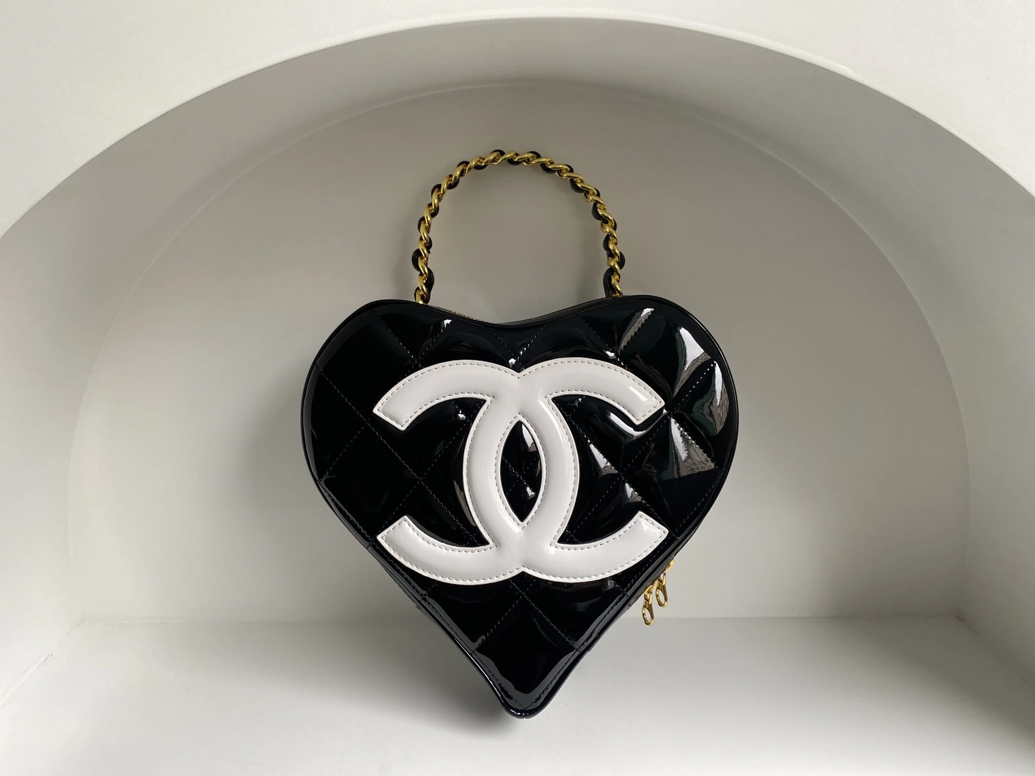 CHANEL Женская винтажная сумка в форме сердца