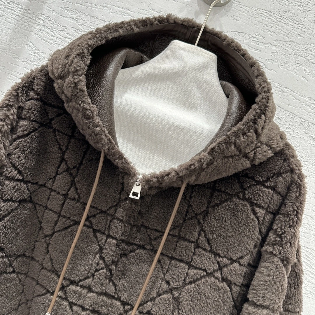 CHRISTIAN DIOR Женская кожаная куртка 