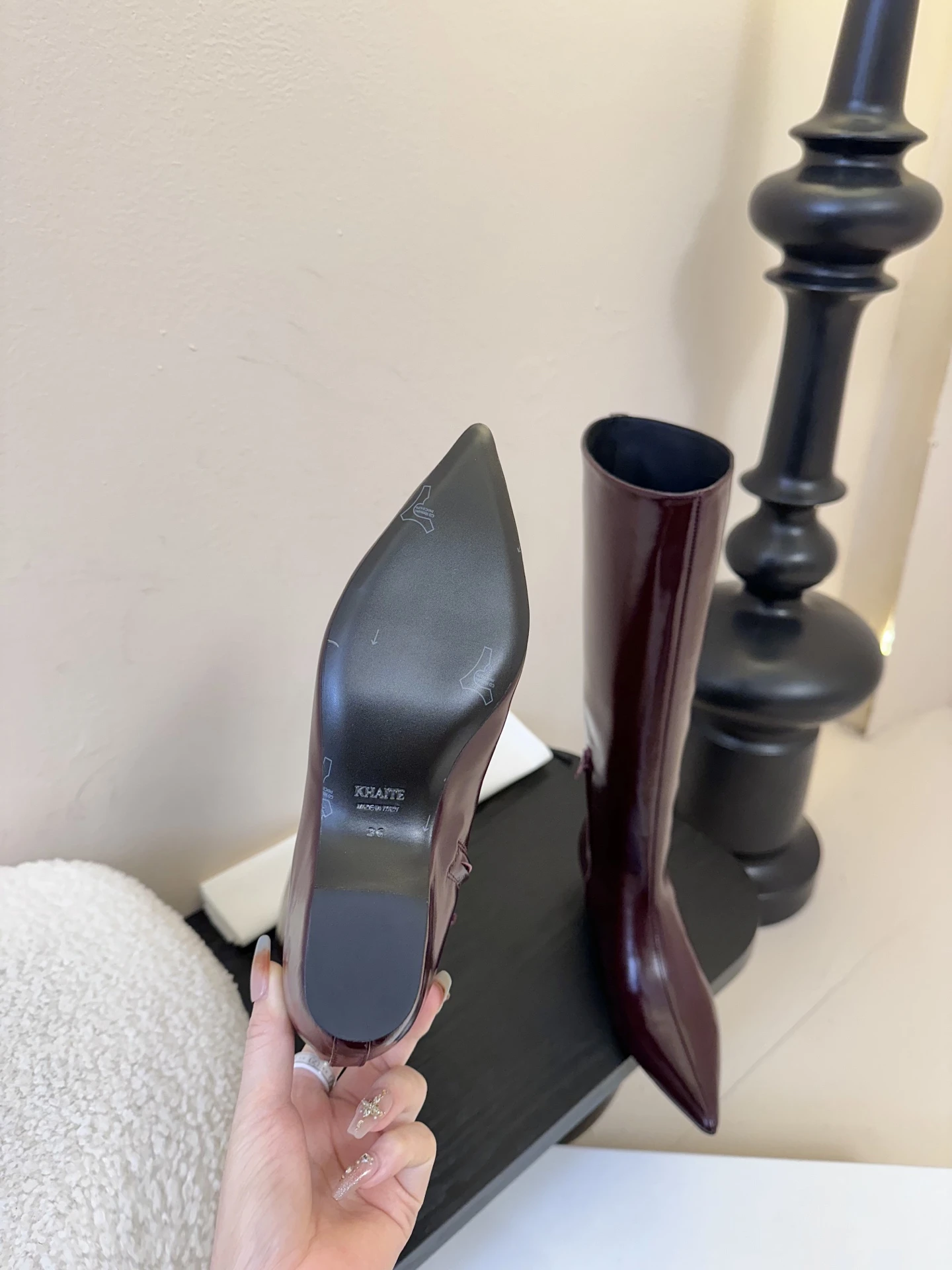 KHAITE Женские сапоги с острым носом