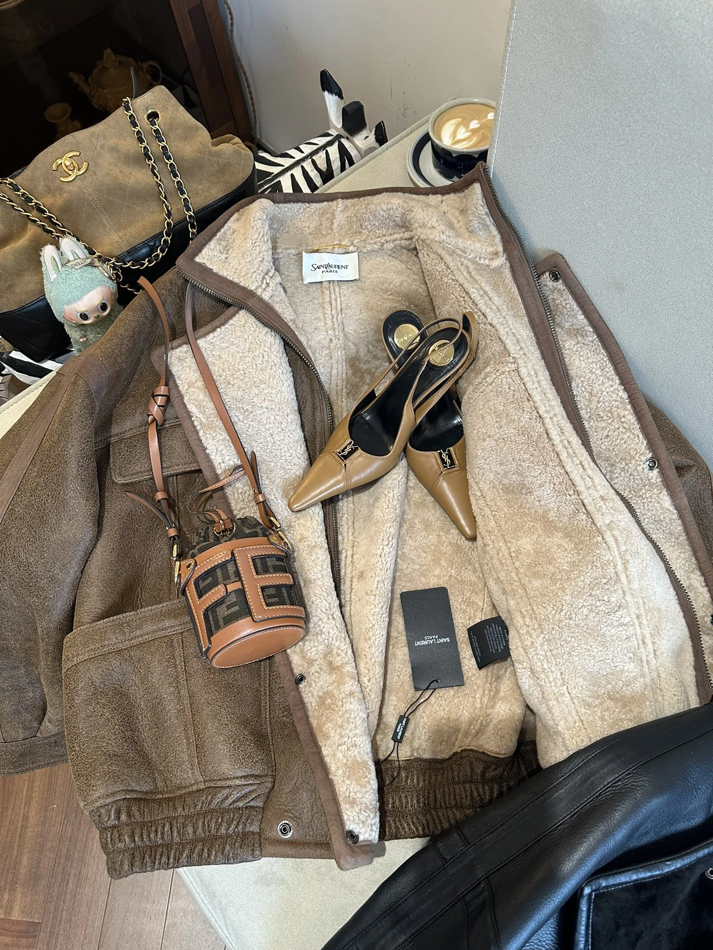 SAINT LAURENT Женская кожаная дублёнка с шерстью