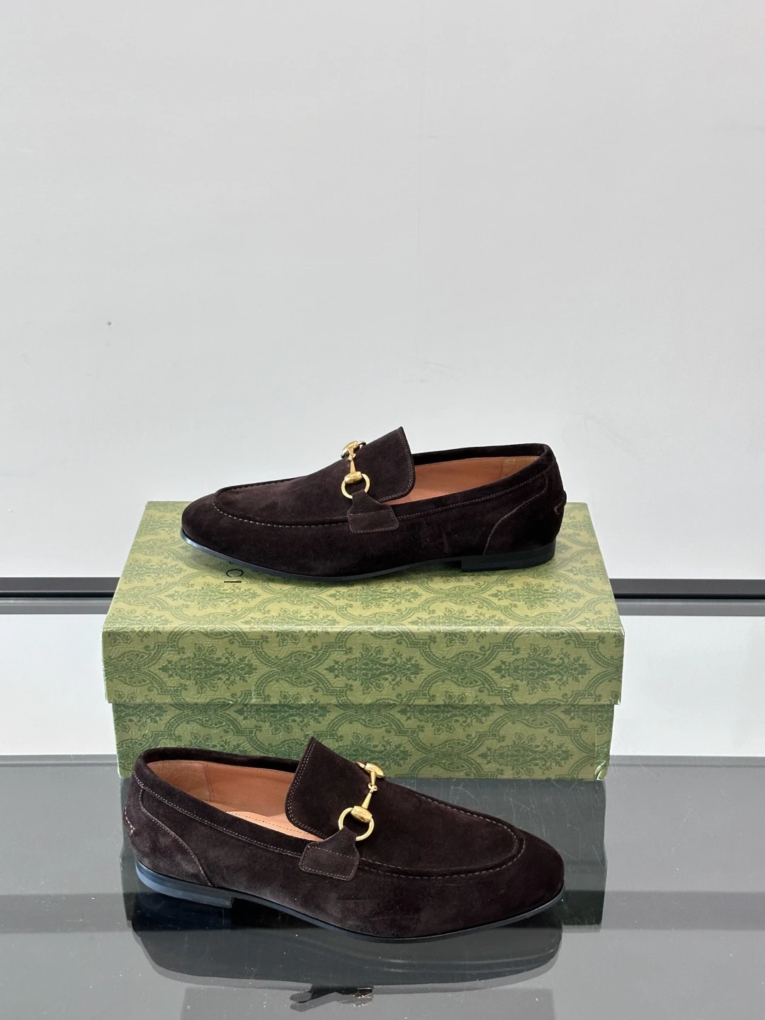 GUCCI Мужские лоферы воловья замша GUCCI Мужские лоферы воловья замша