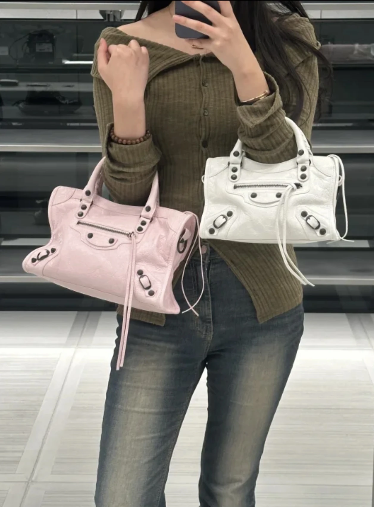 BALENCIAGA Женская сумка Le City medium BALENCIAGA Женская сумка Le City medium