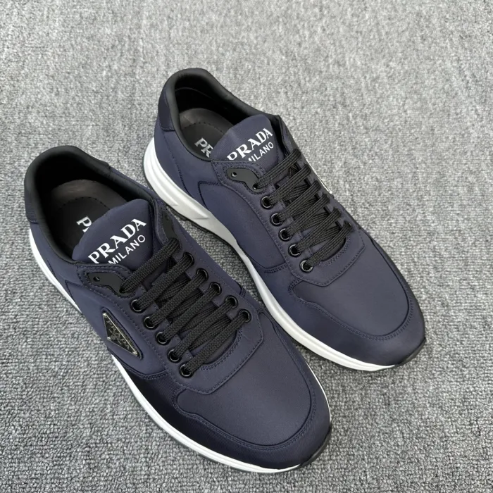 PRADA Мужские кроссовки