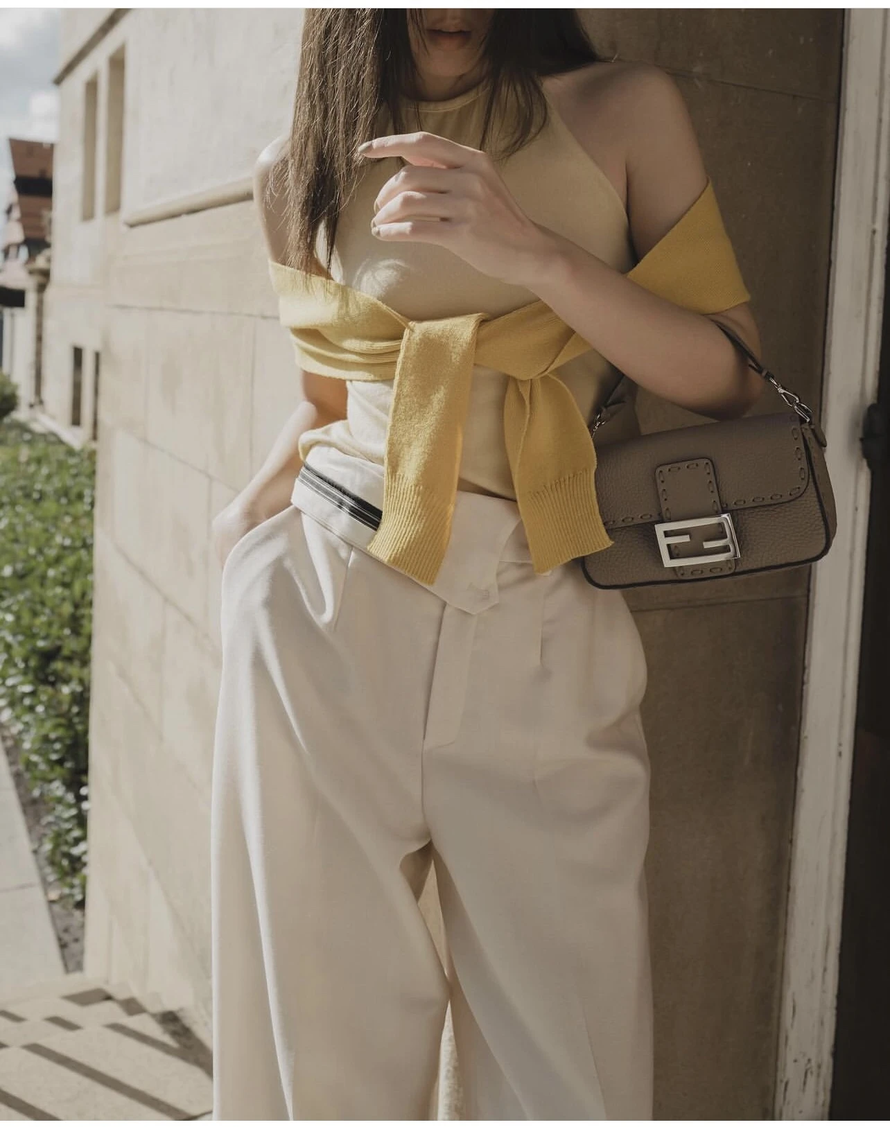 FENDI Женская сумка из телячьей кожи 