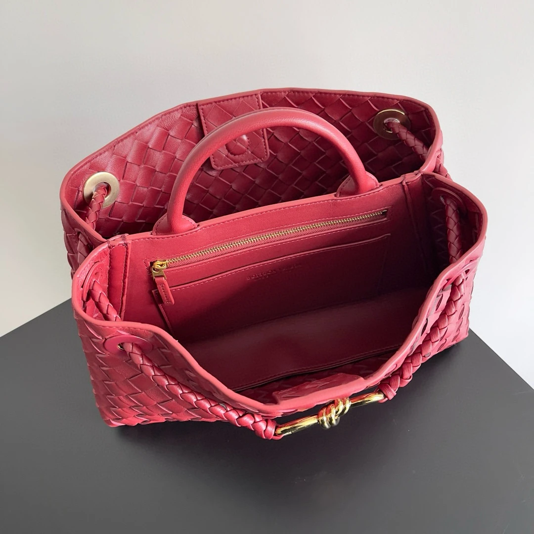 BOTTEGA VENETA Сумка East-West Andiamo 