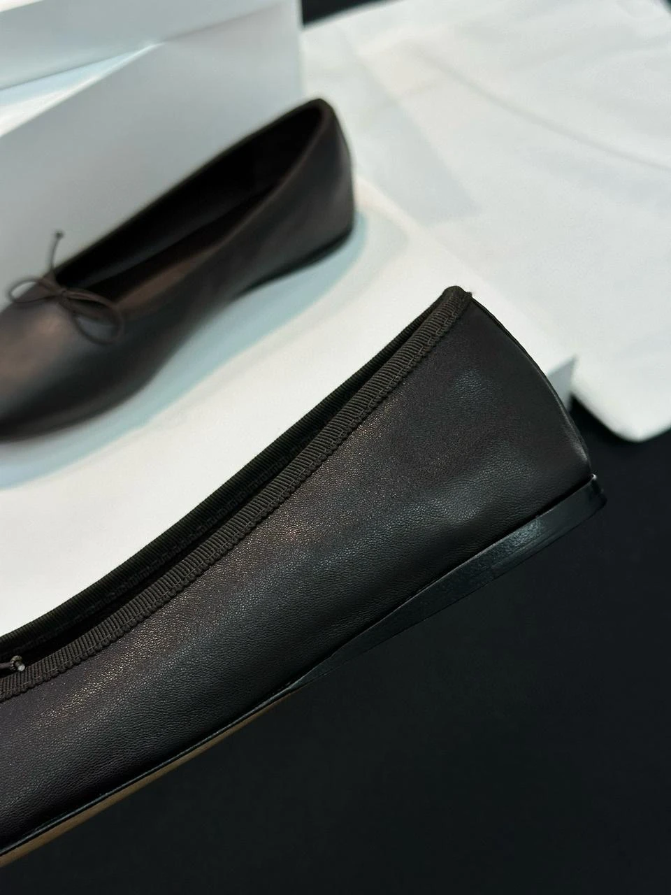 THE ROW Атласные балетки