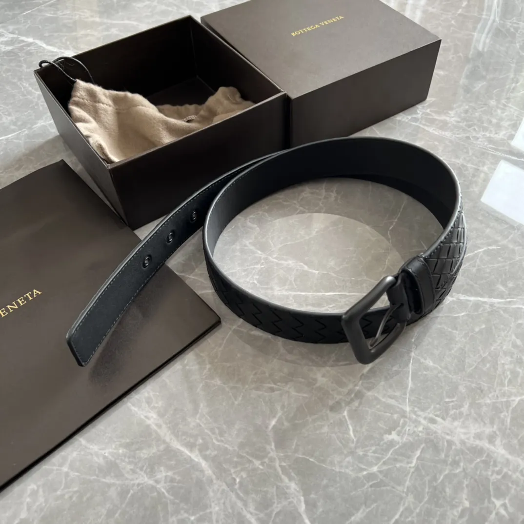 BOTTEGA VENETA Мужской ремень классический BOTTEGA VENETA Мужской ремень классический