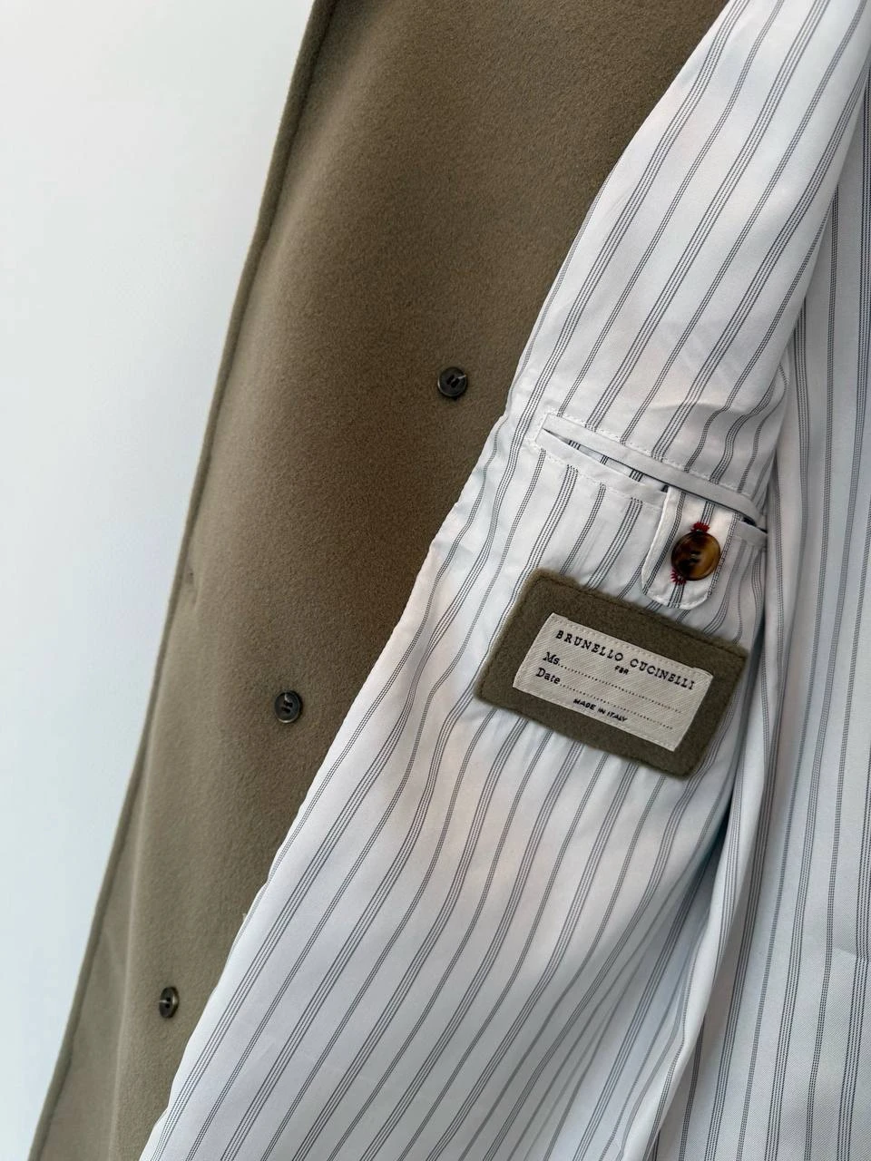 BRUNELLO CUCINELLI Мужское пальто BRUNELLO CUCINELLI Мужское пальто