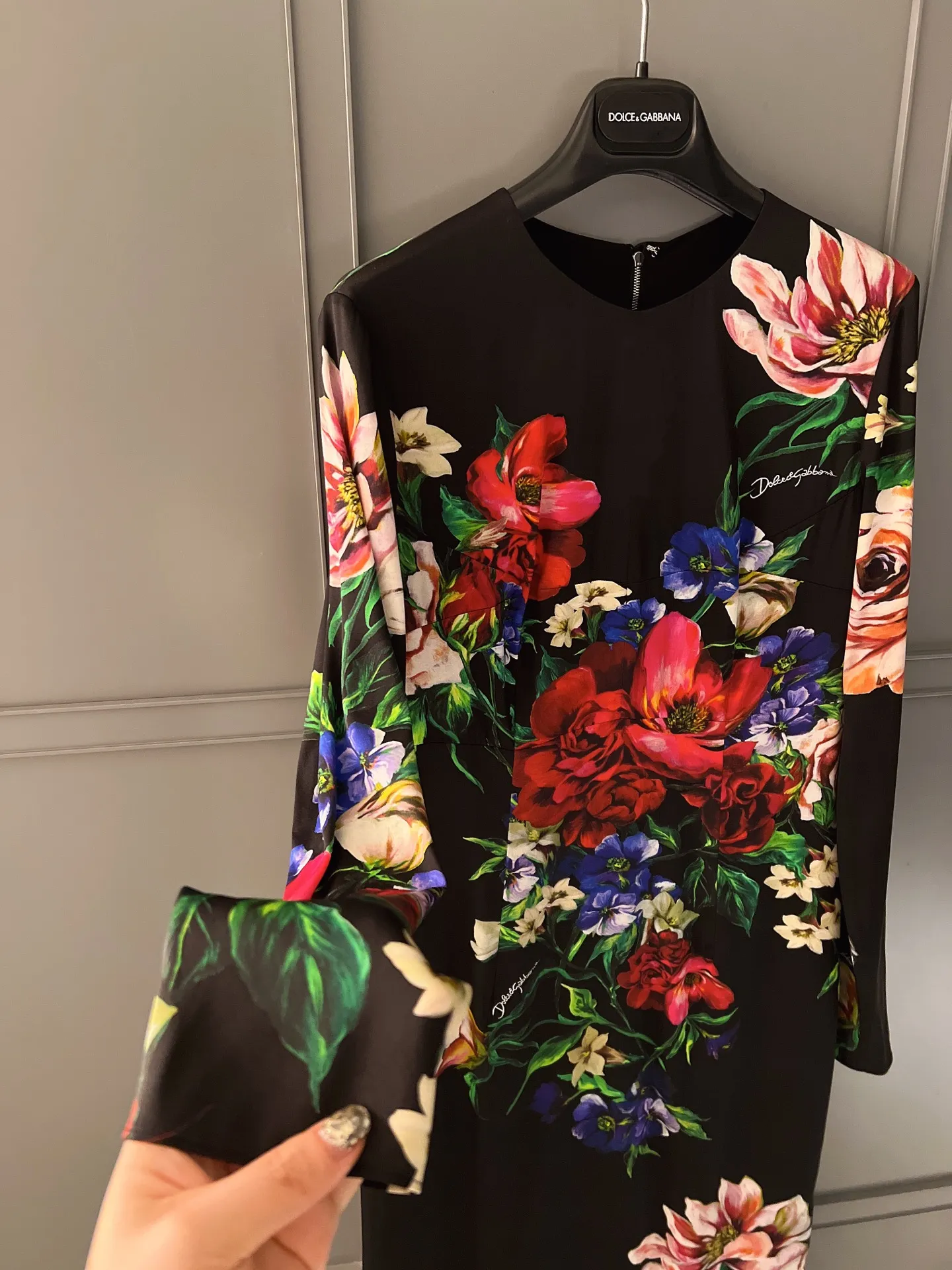 DOLCE & GABBANA Женское платье DOLCE & GABBANA Женское платье