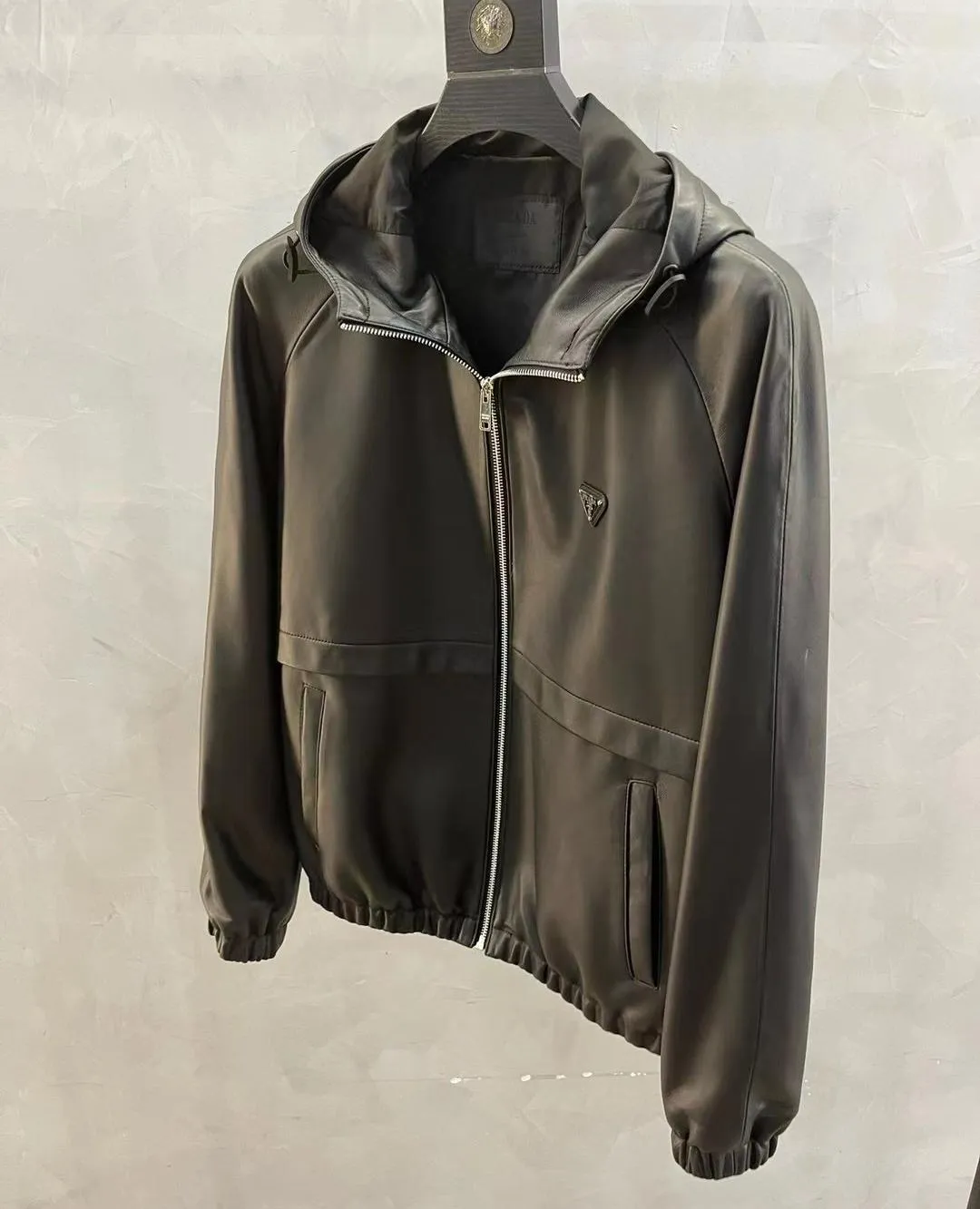 PRADA Мужская кожаная куртка PRADA Мужская кожаная куртка