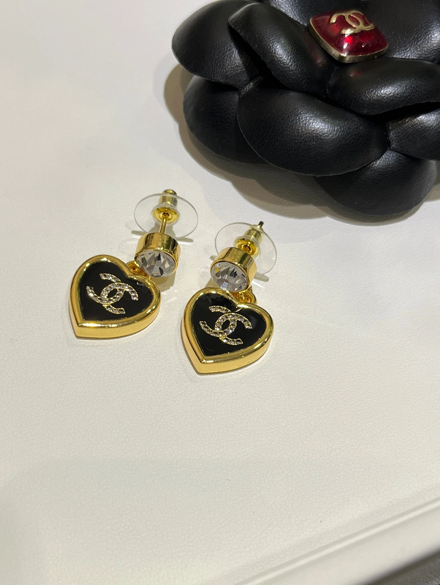 CHANEL Женские серьги CHANEL Женские серьги