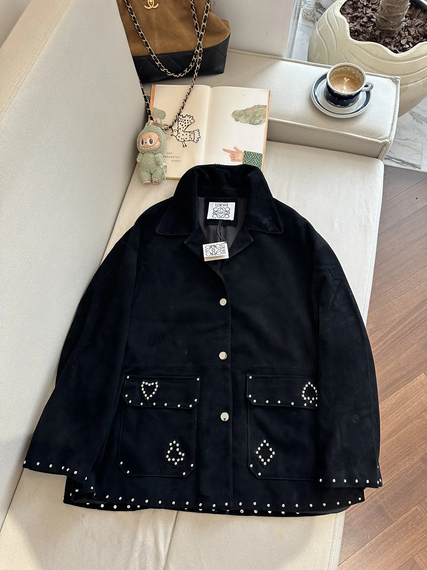 LOEWE Женская куртка из замши