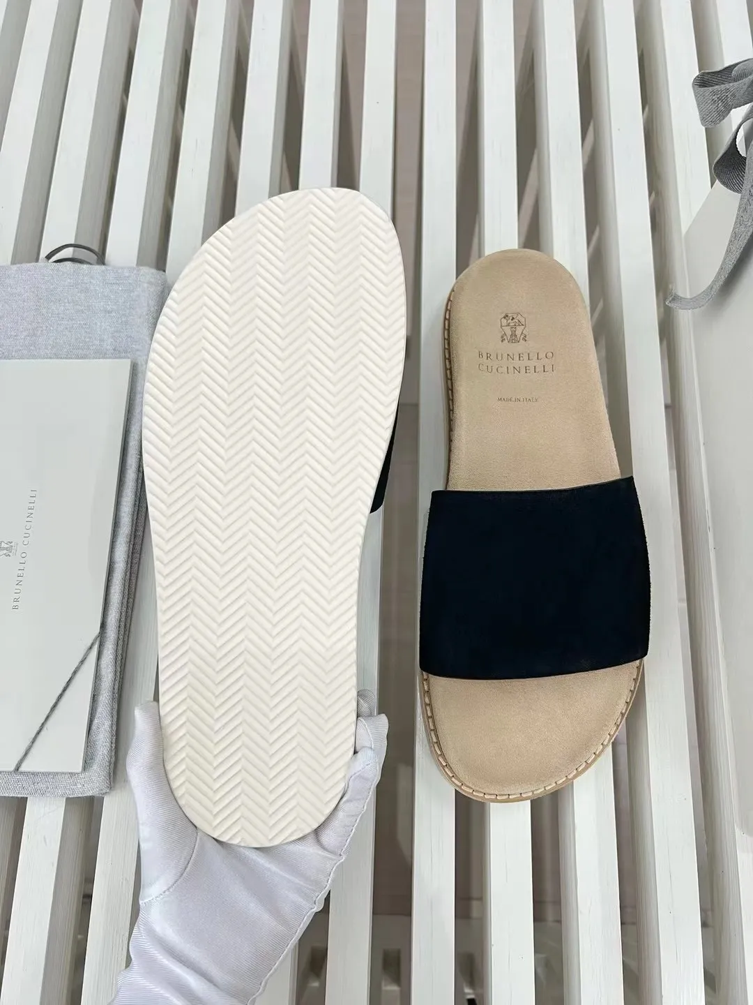 BRUNELLO CUCINELLI Мужские шлепки Urban из замши