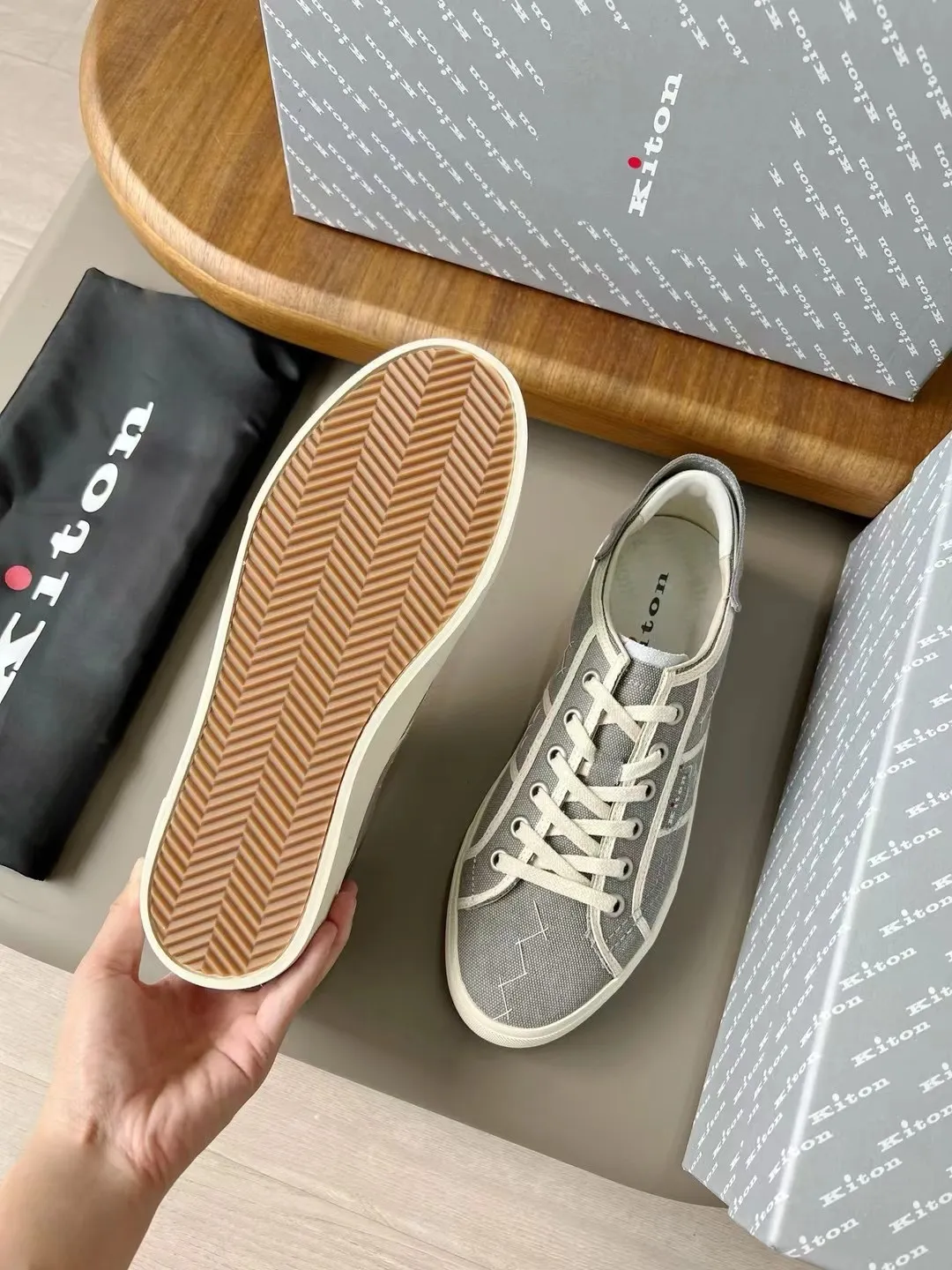 KITON Мужские кроссовки