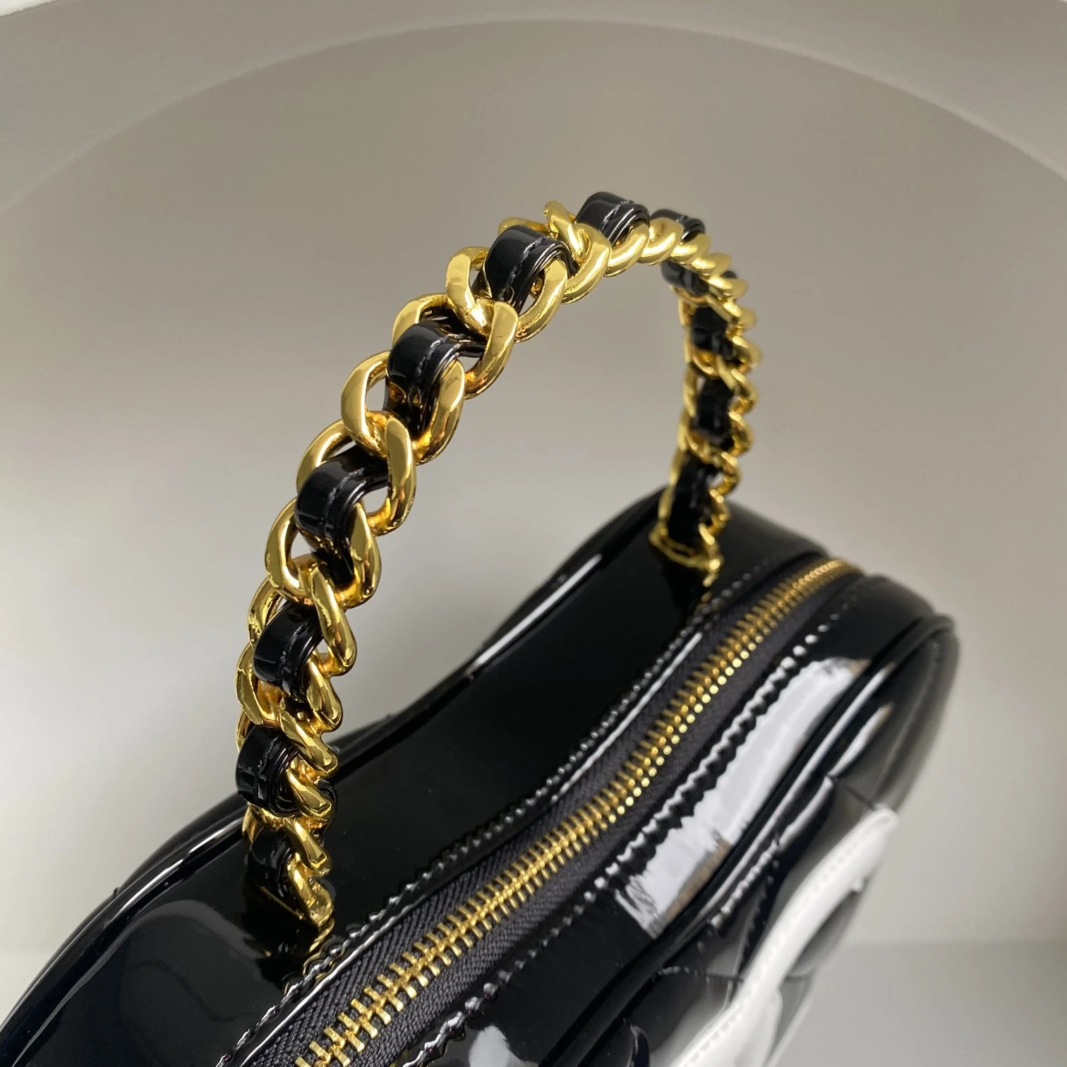 CHANEL Женская винтажная сумка в форме сердца