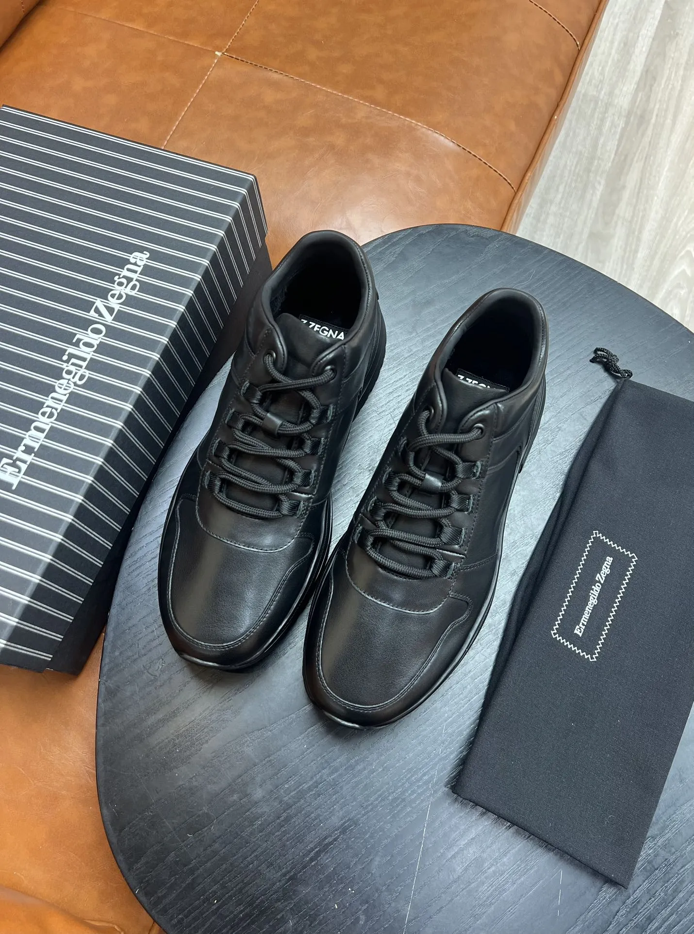 ERMENEGILDO ZEGNA Мужские кроссовки из телячьей кожи ERMENEGILDO ZEGNA Мужские кроссовки из телячьей кожи