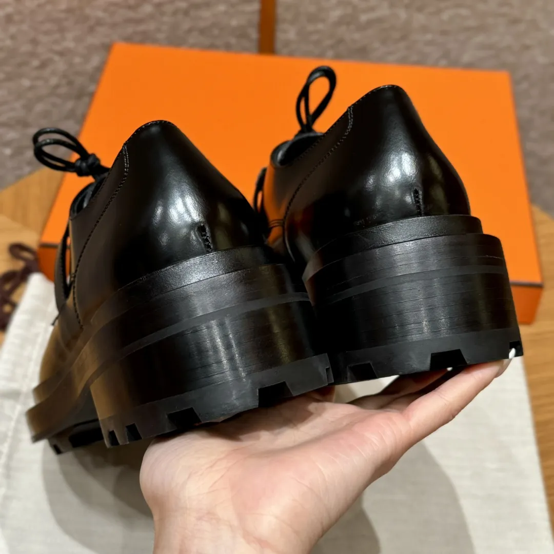 HERMES Женские лоферы First из телячьей кожи 