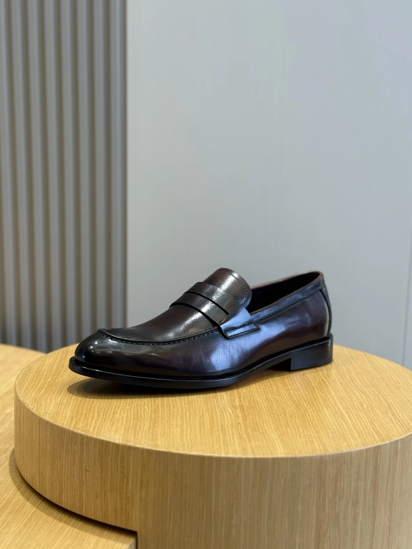 BERLUTI Мужские туфли из коровьей кожи 