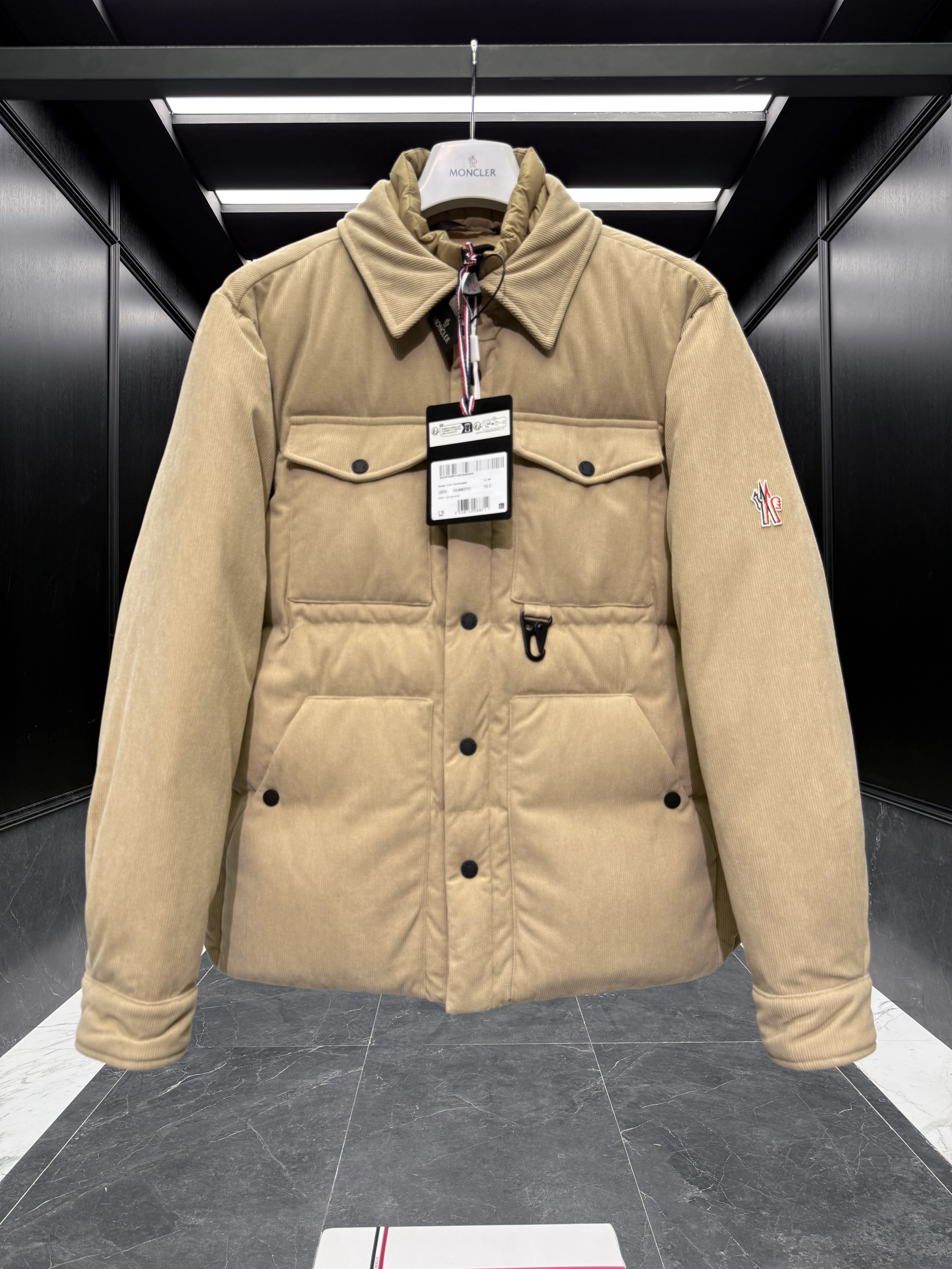 MONCLER Мужской вельветовый пуховик Legh MONCLER Мужской вельветовый пуховик Legh