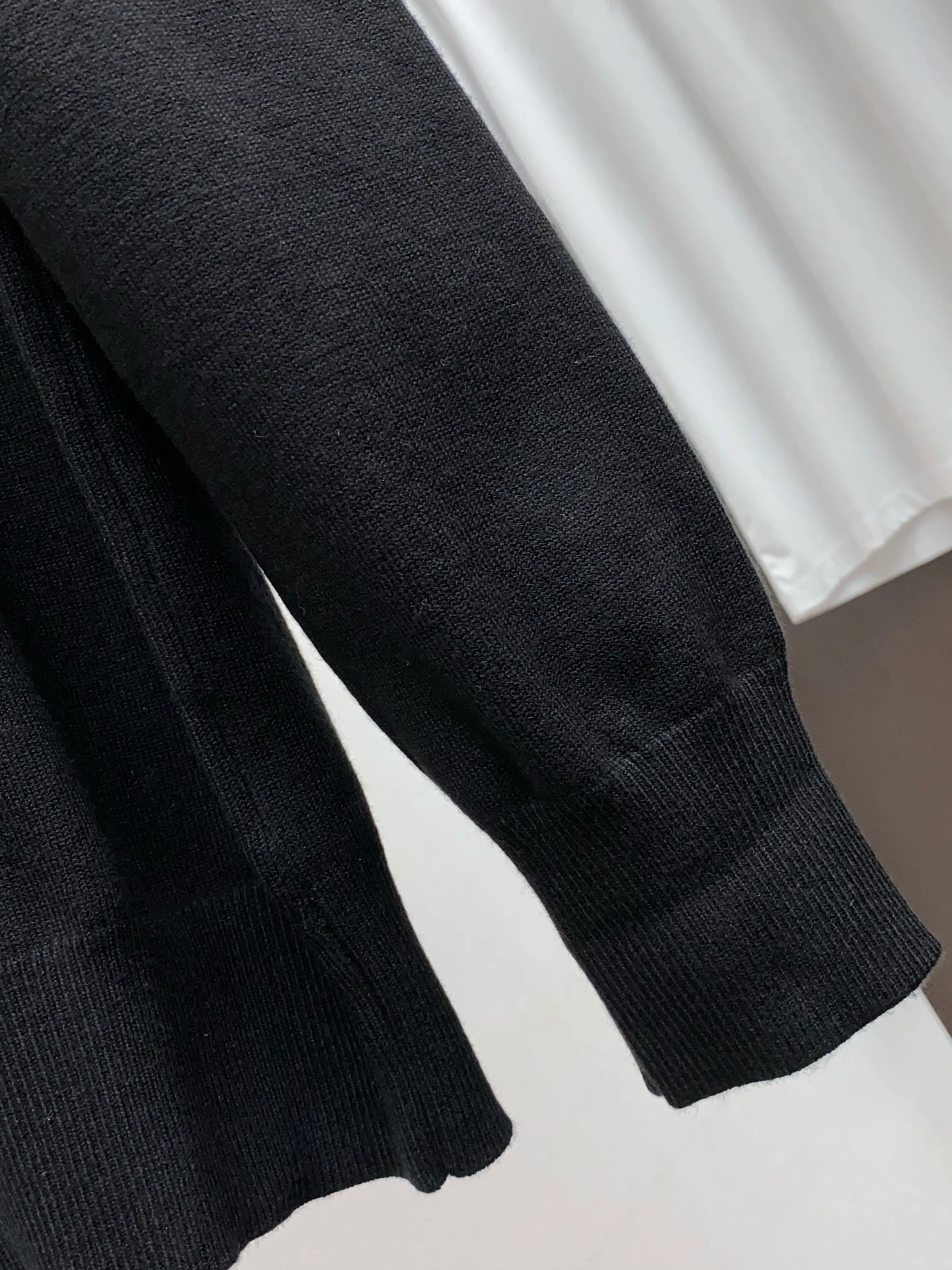 MONCLER Мужской свитер 