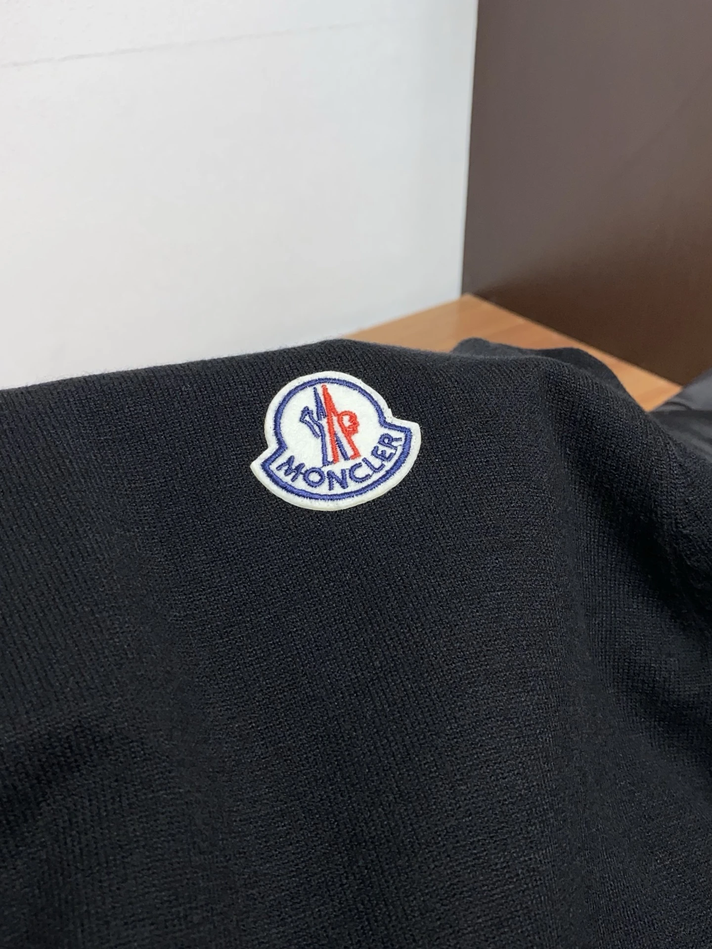 MONCLER Мужской свитер 