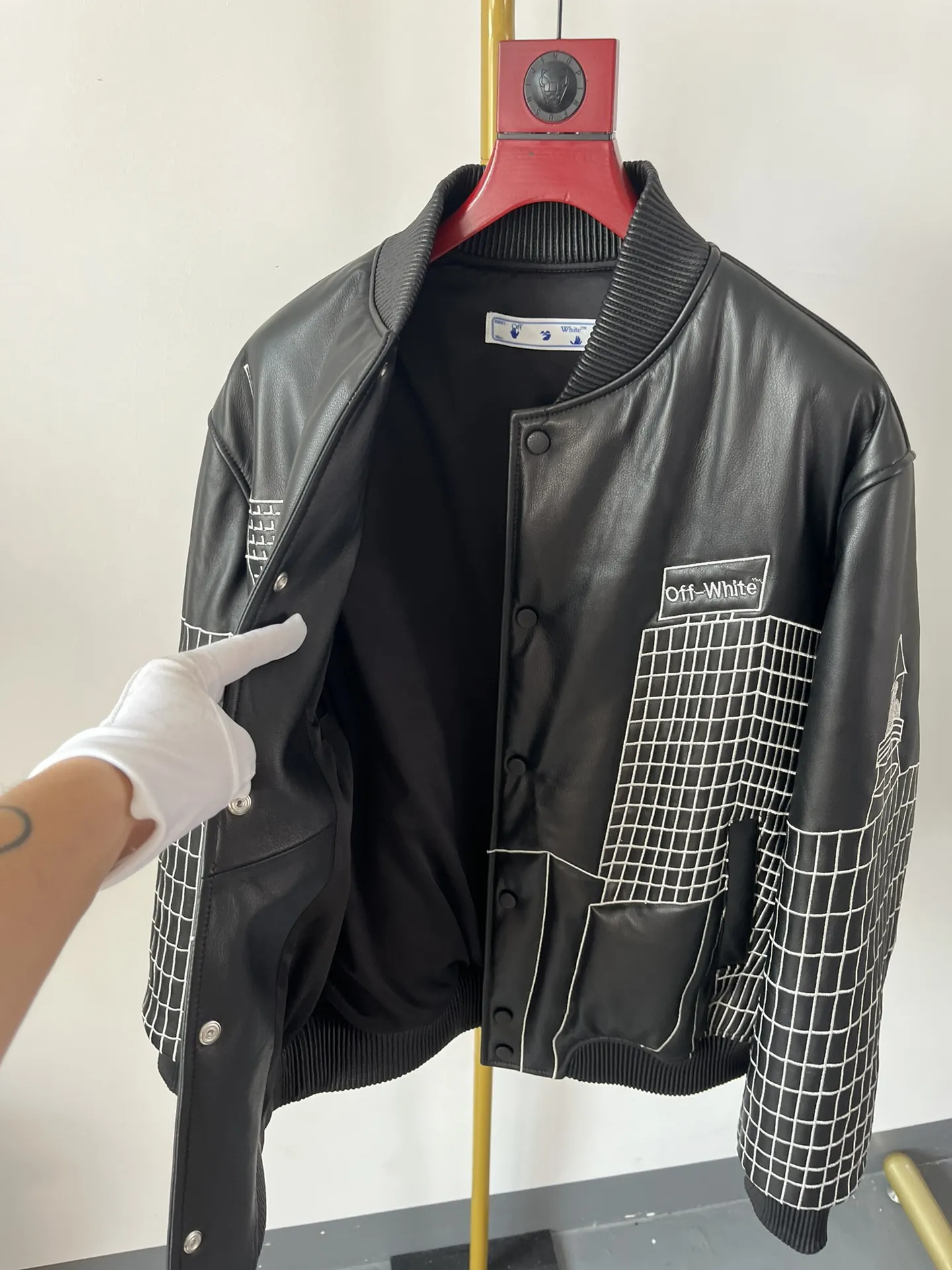 OFF-WHITE Мужская кожаная куртка OFF-WHITE Мужская кожаная куртка