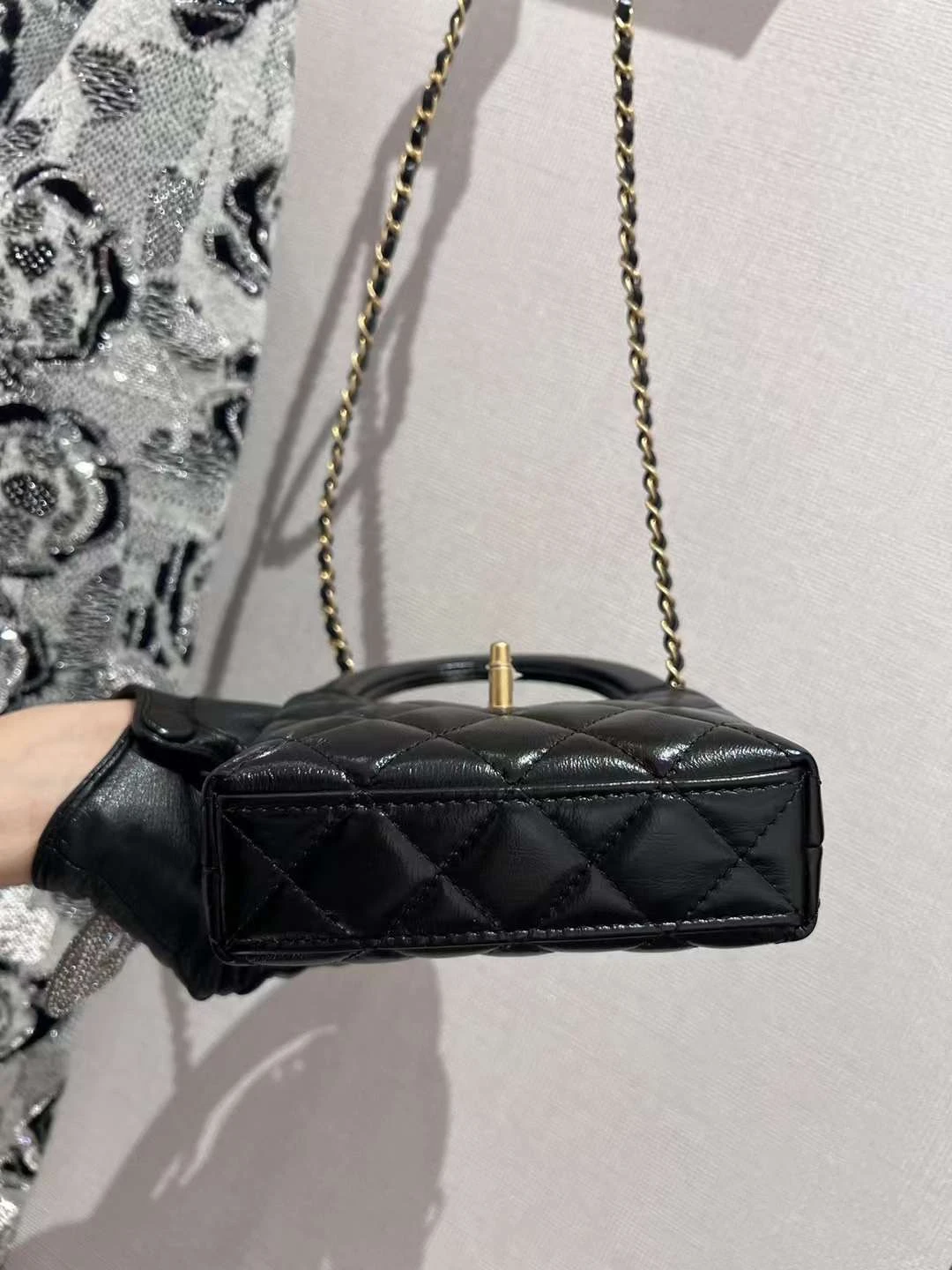 CHANEL Женская сумка Kelly 23k CHANEL Женская сумка Kelly 23k
