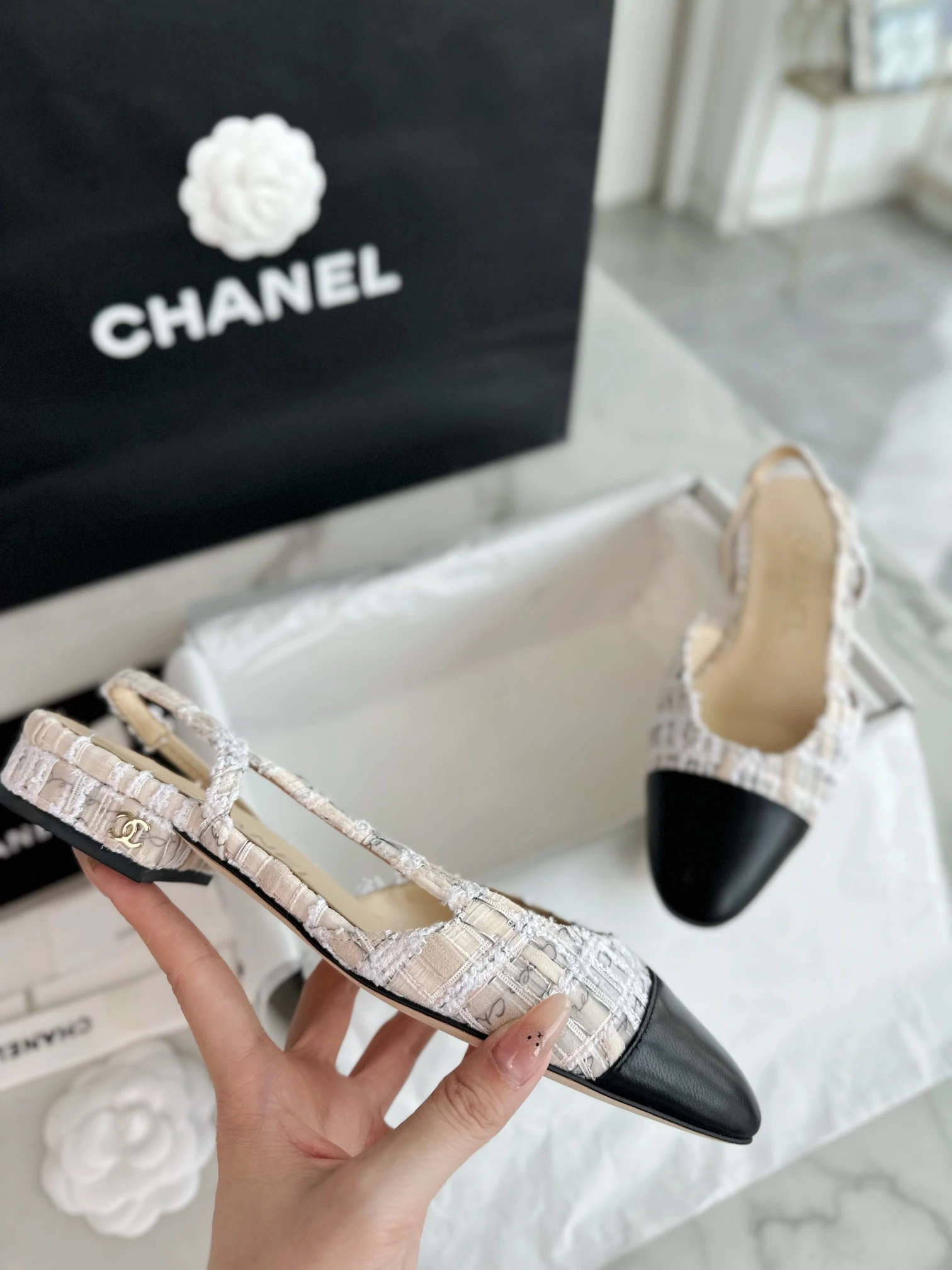 CHANEL Женские туфли слингбэки из твида