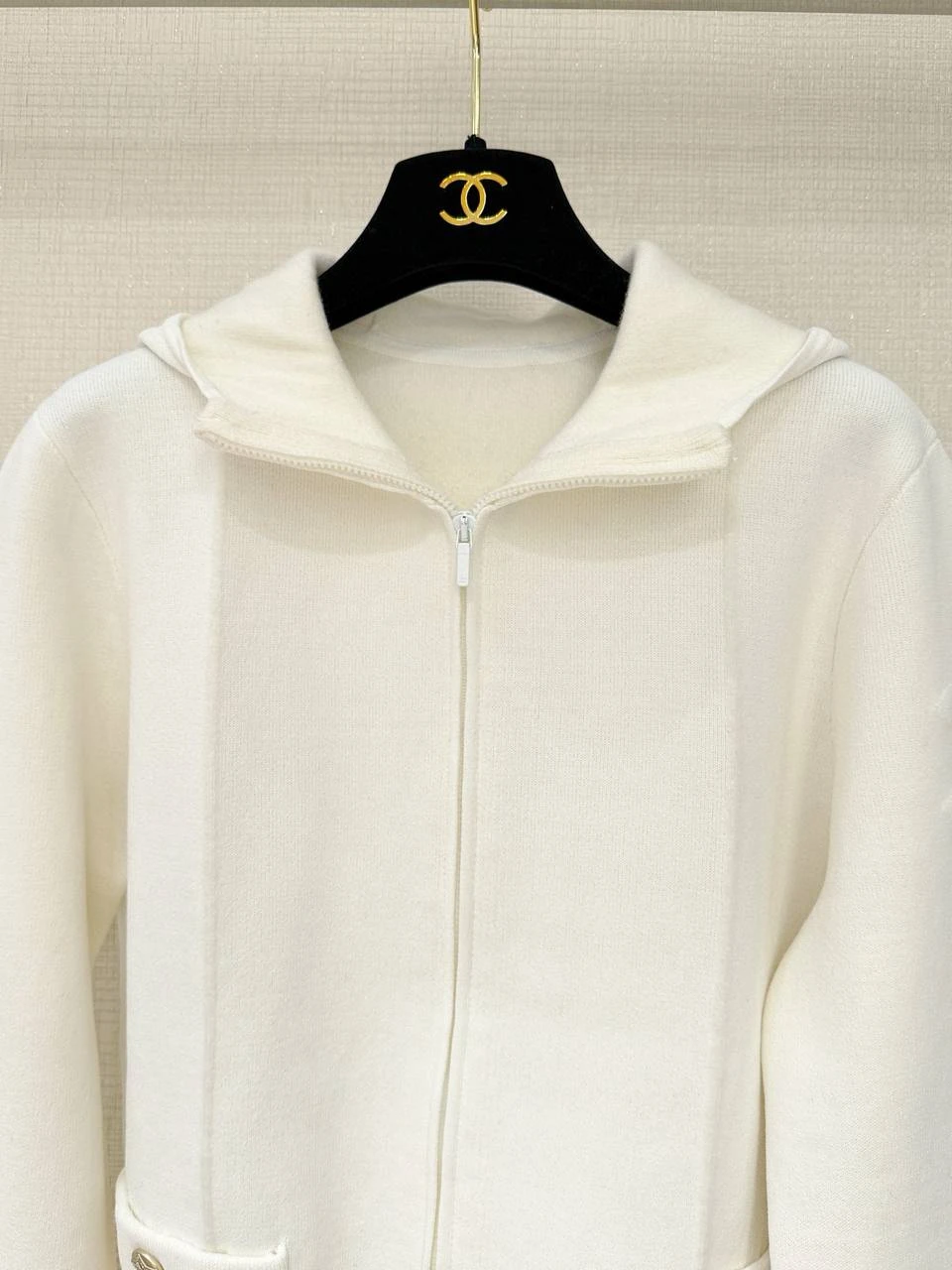 CHANEL Женский кардиган CHANEL Женский кардиган