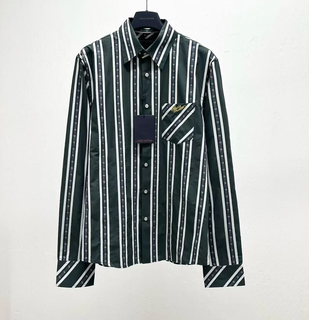 LOUIS VUITTON Мужская рубашка в полоску LOUIS VUITTON Мужская рубашка в полоску