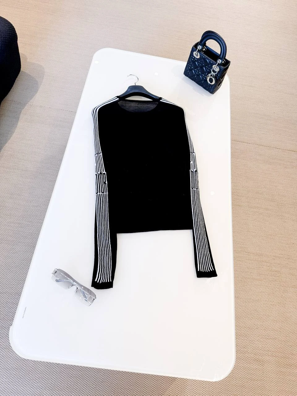 CHRISTIAN DIOR Женский лонгслив CHRISTIAN DIOR Женский лонгслив