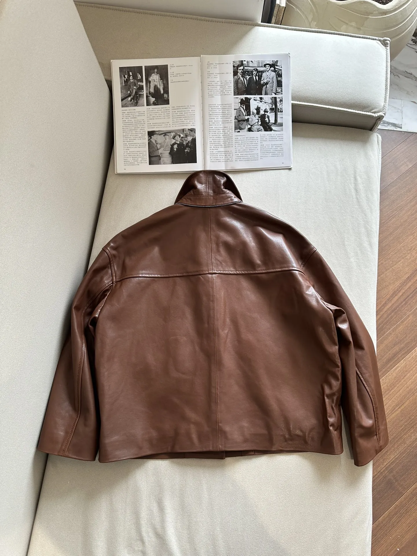 BRUNELLO CUCINELLI Женская кожаная куртка BRUNELLO CUCINELLI Женская кожаная куртка