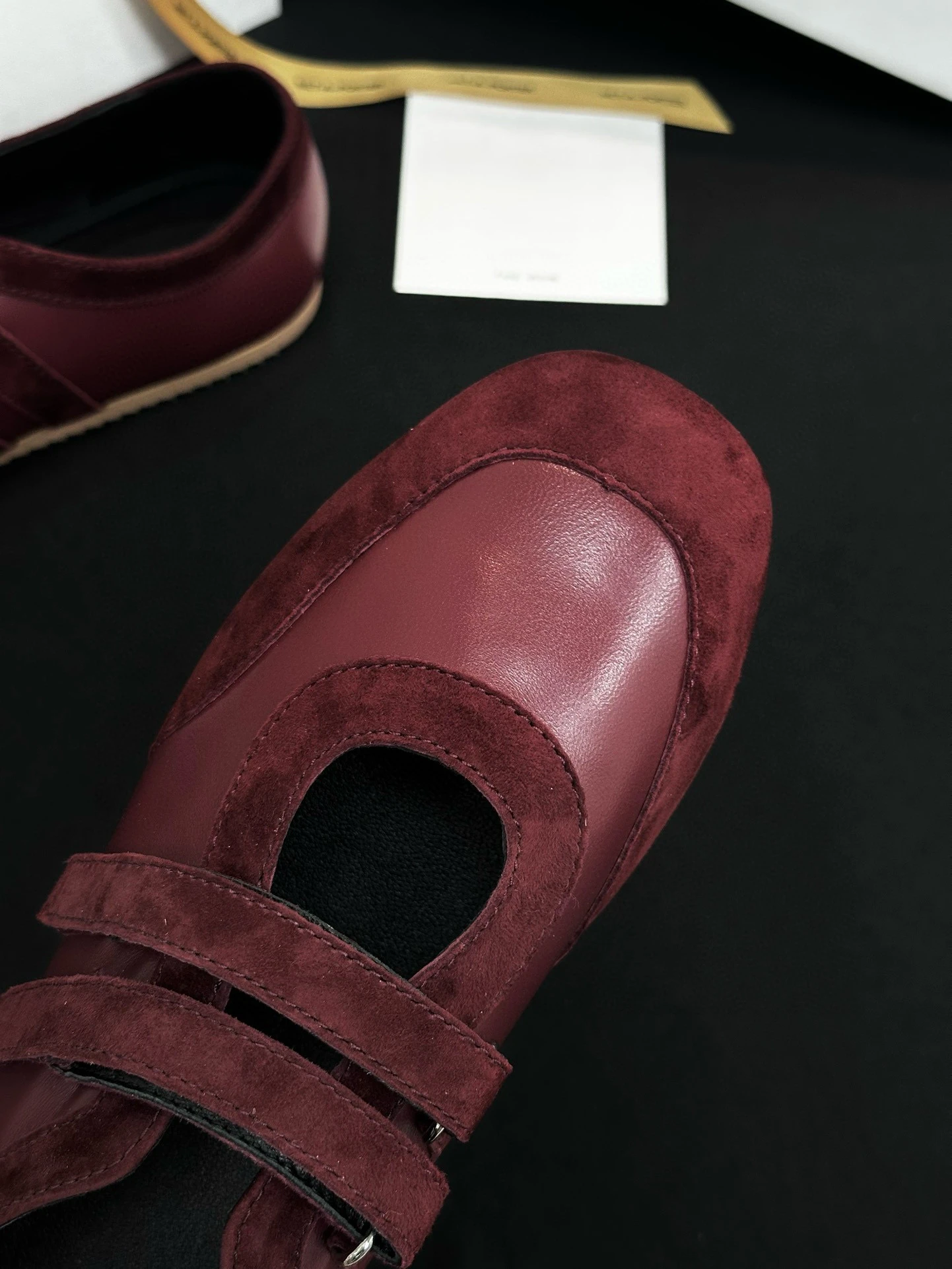 THE ROW Женские кроссовки с регулируемыми ремешками бордовые THE ROW Женские кроссовки с регулируемыми ремешками бордовые