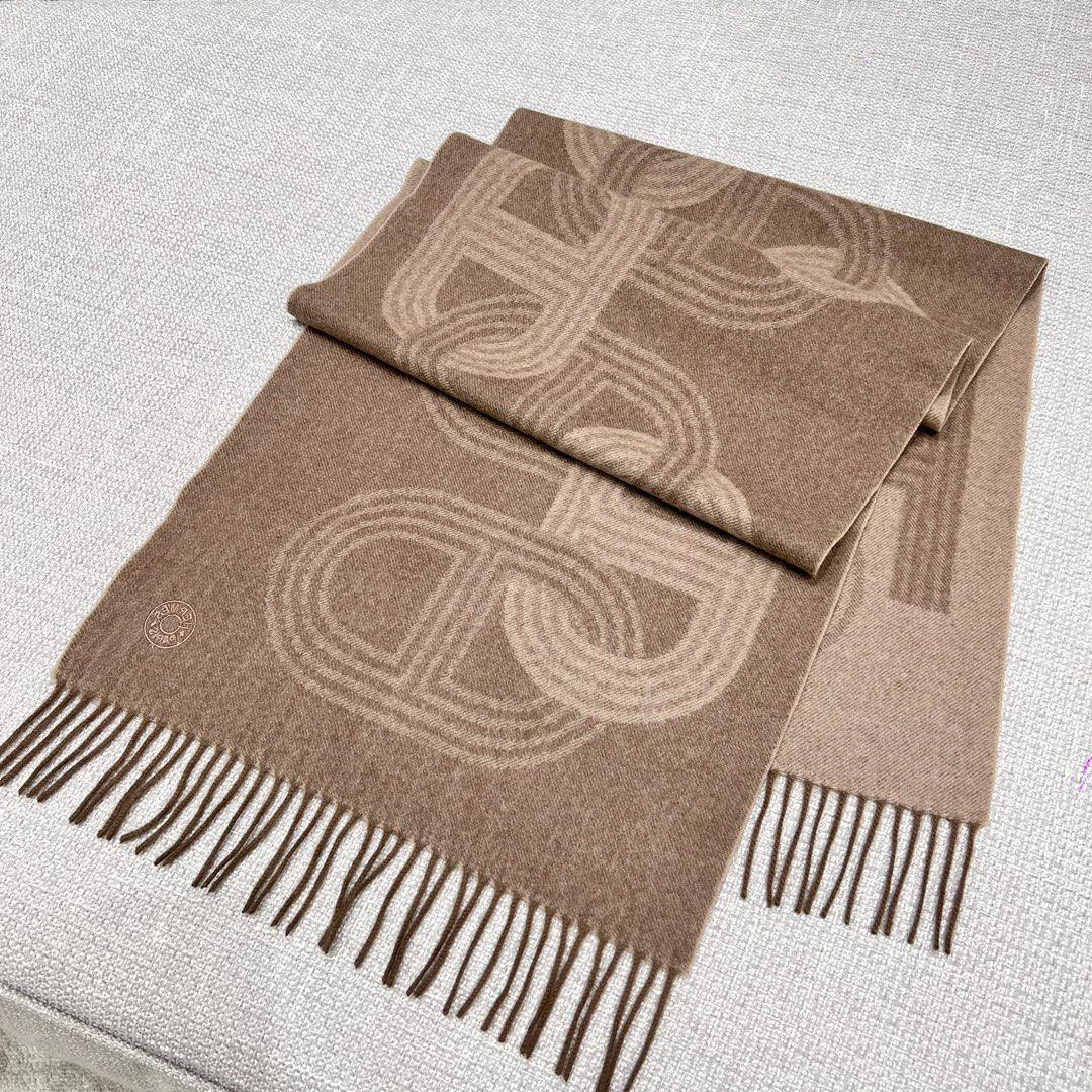 HERMES Мужской шарф из кашемира HERMES Мужской шарф из кашемира