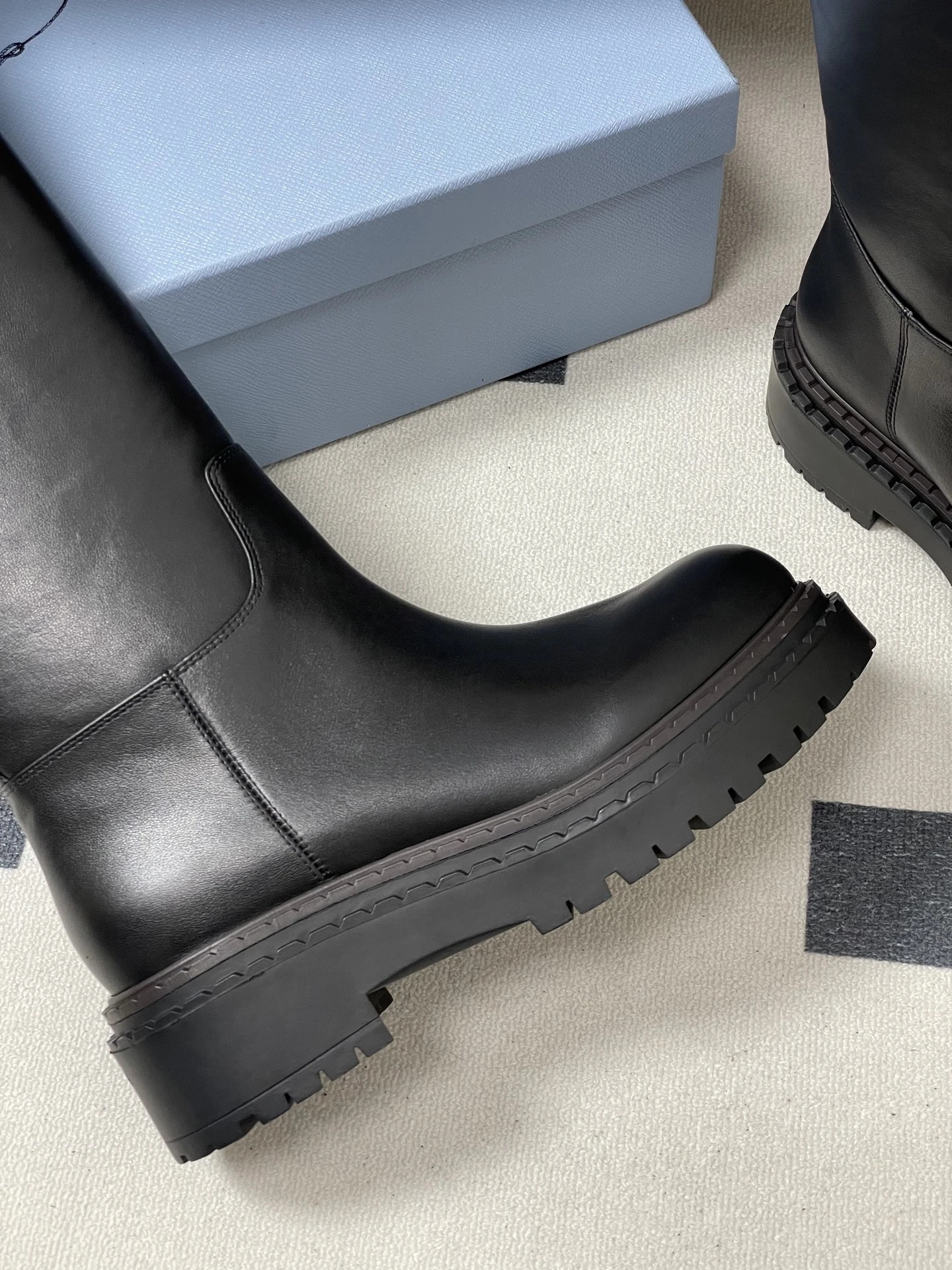 PRADA Женские высокие классические сапоги