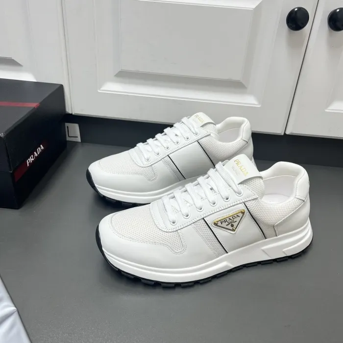 PRADA Мужские кроссовки